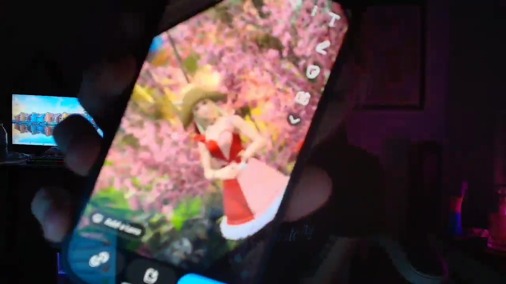 Gallery image thumbnail from DuckChan0's myfreecams stream on, 04/19/2025, 02:28 image 5 of 20