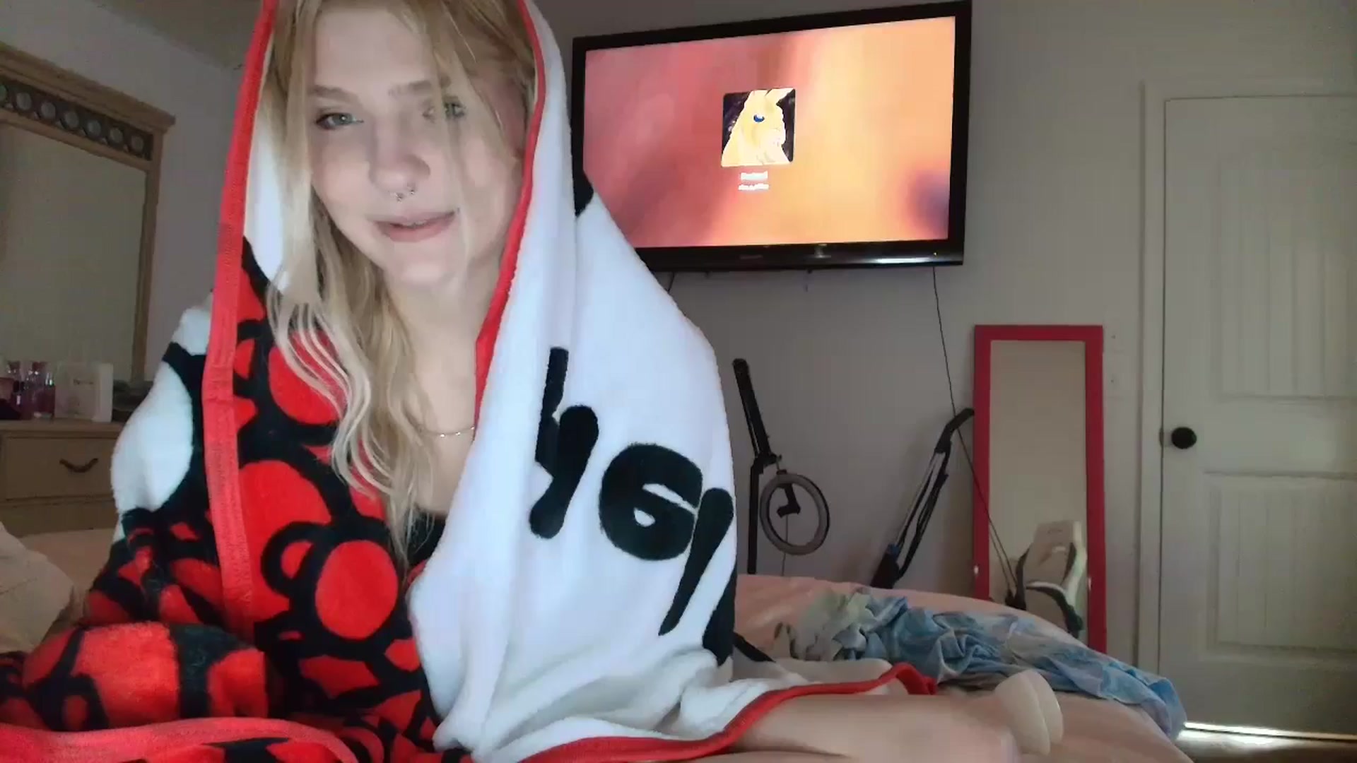 Gallery image thumbnail from DuckChan0's myfreecams stream on, 04/23/2025, 14:25 image 18 of 20