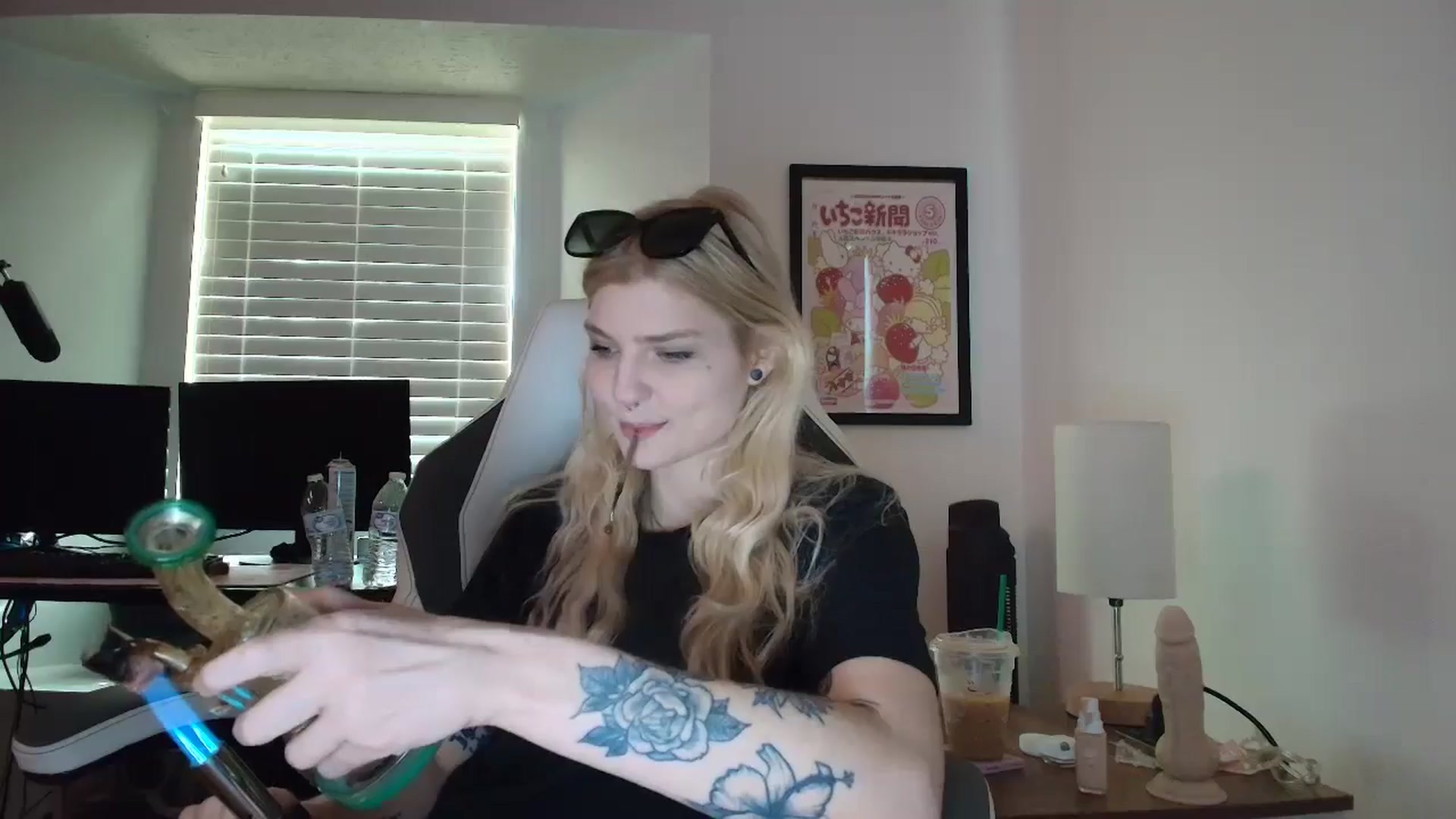 Gallery image thumbnail from DuckChan0's myfreecams stream on, 05/01/2025, 13:53 image 5 of 20