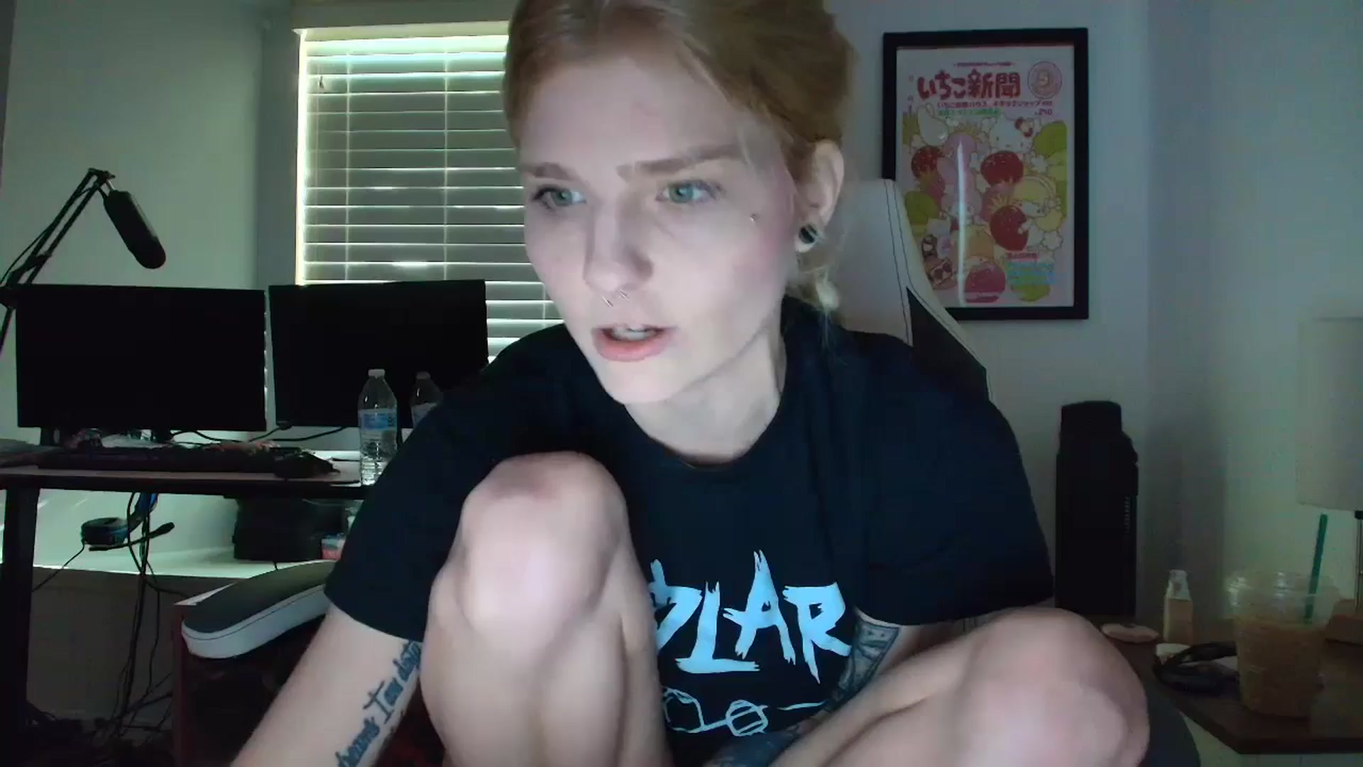 Gallery image thumbnail from DuckChan0's myfreecams stream on, 05/02/2025, 12:59 image 11 of 20