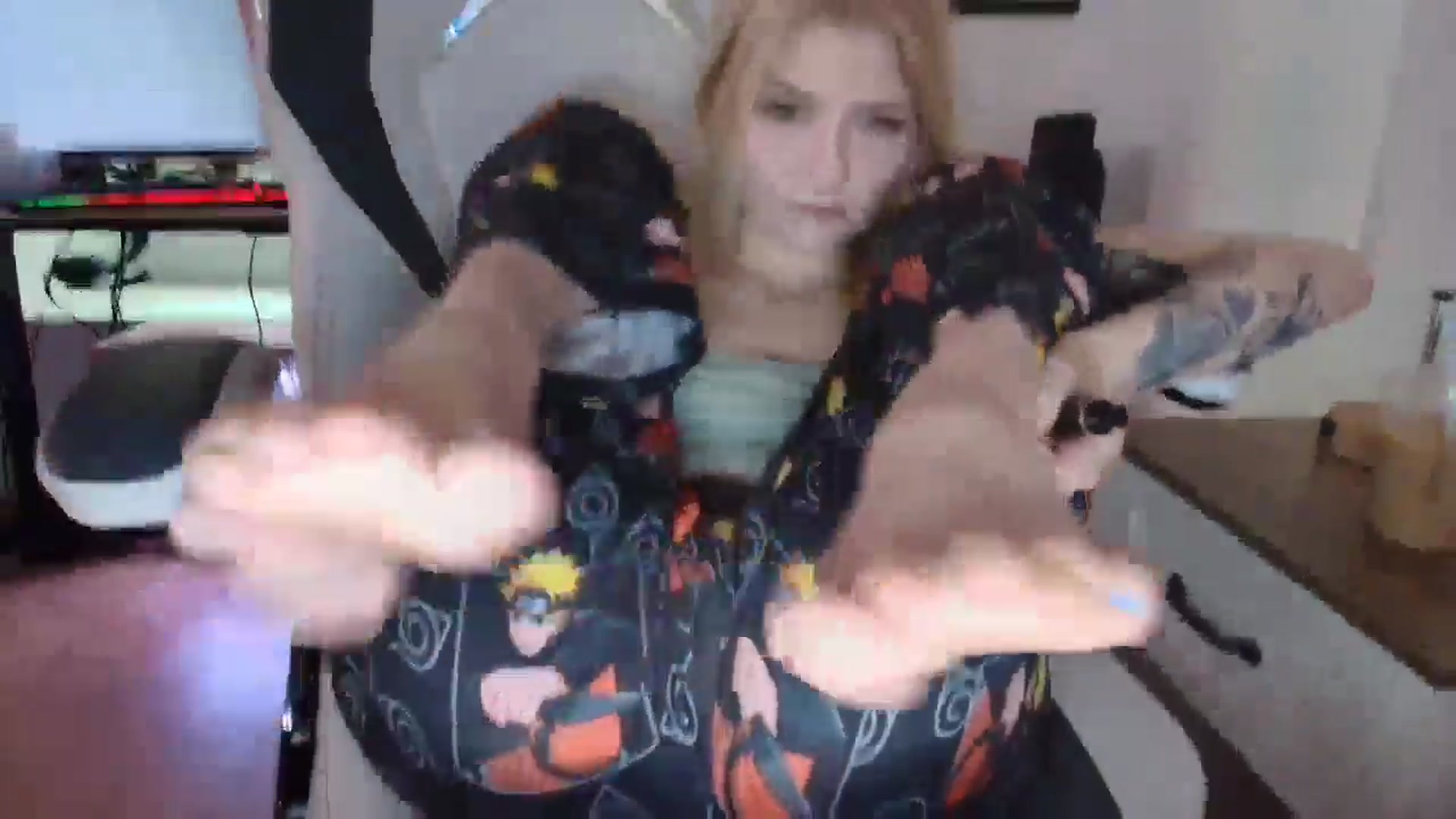 Gallery image thumbnail from DuckChan0's myfreecams stream on, 05/05/2025, 13:49 image 5 of 20