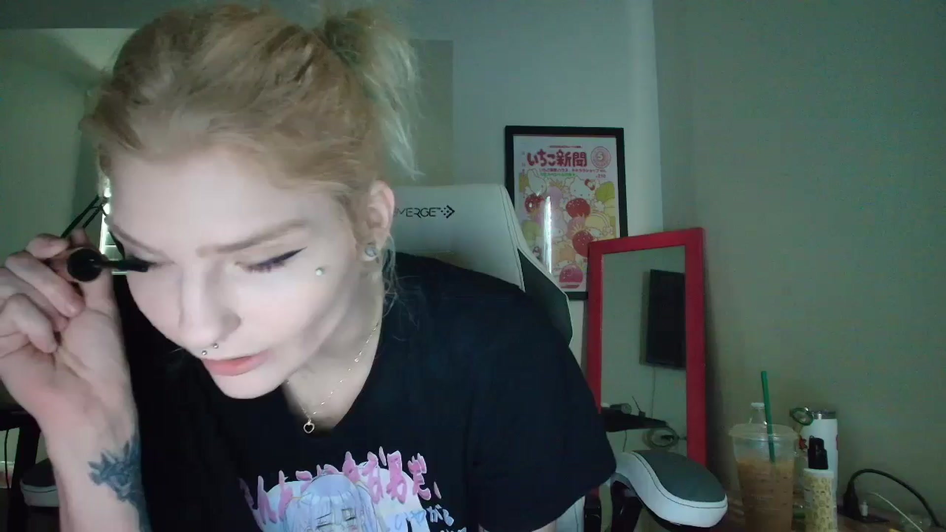 Gallery image thumbnail from DuckChan0's myfreecams stream on, 05/15/2025, 14:14 image 1 of 20