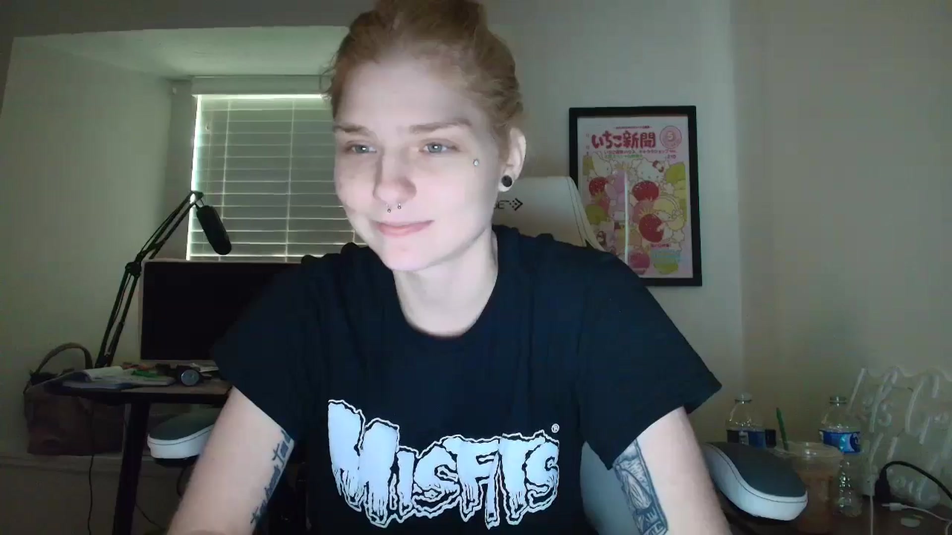 Gallery image thumbnail from DuckChan0's myfreecams stream on, 05/27/2025, 12:14 image 3 of 20