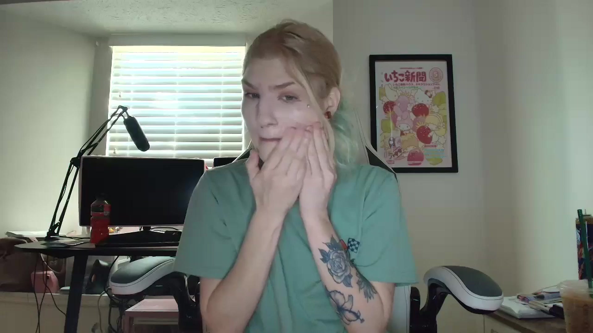 Gallery image thumbnail from DuckChan0's myfreecams stream on, 06/03/2025, 12:32 image 4 of 20