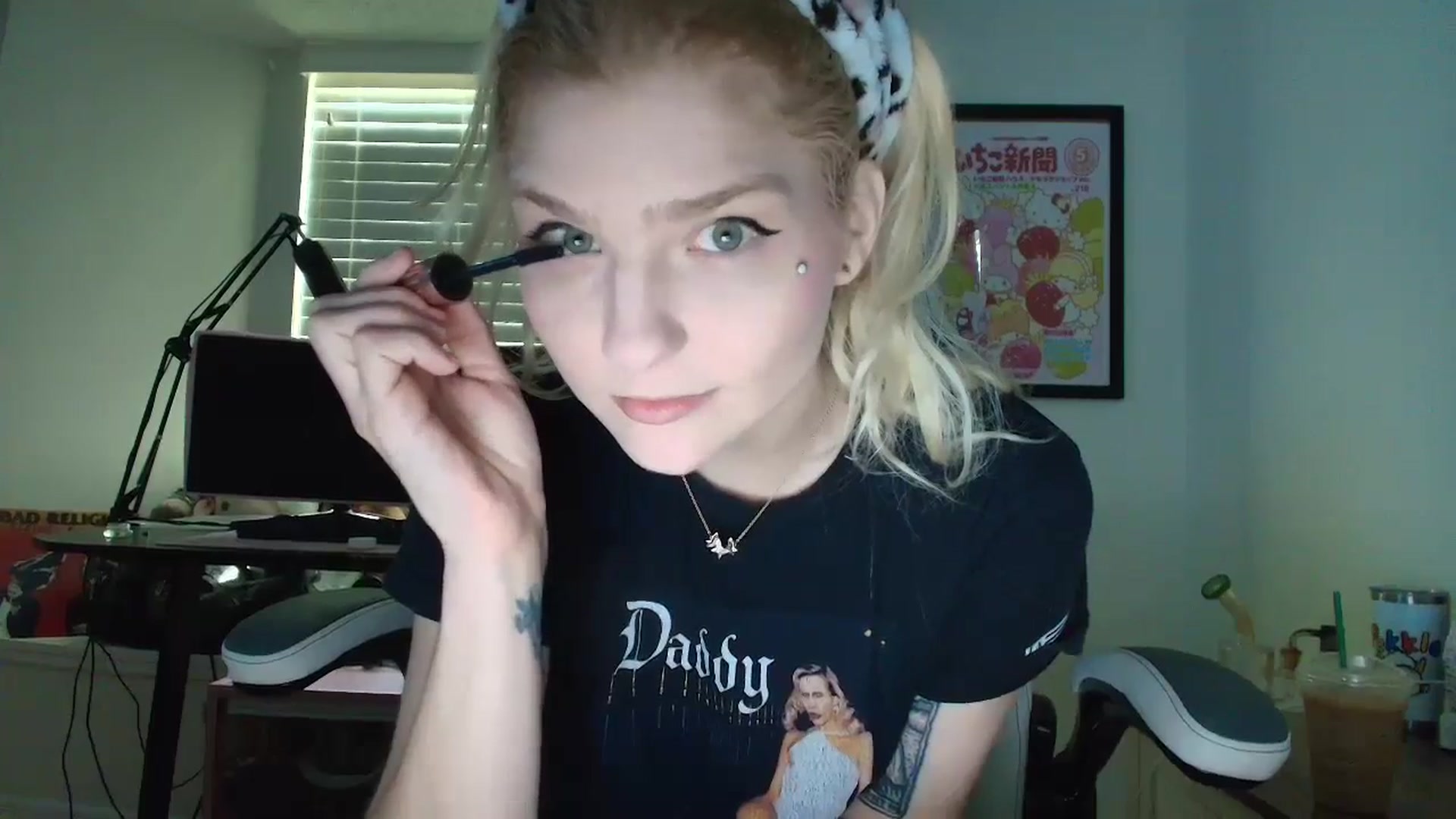 Gallery image thumbnail from DuckChan0's myfreecams stream on, 06/09/2025, 13:15 image 7 of 20