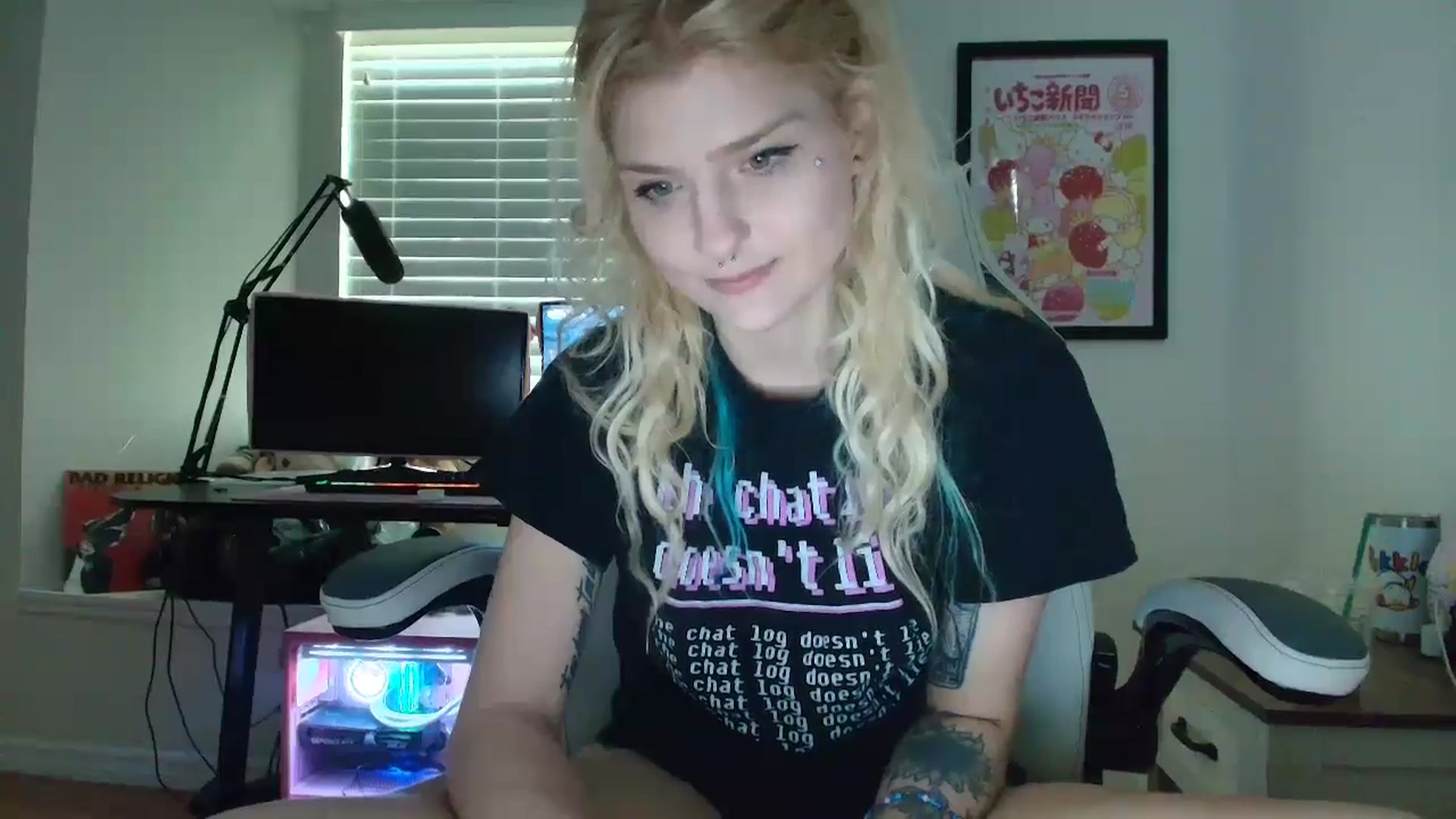 Gallery image thumbnail from DuckChan0's myfreecams stream on, 06/09/2025, 14:49 image 6 of 20