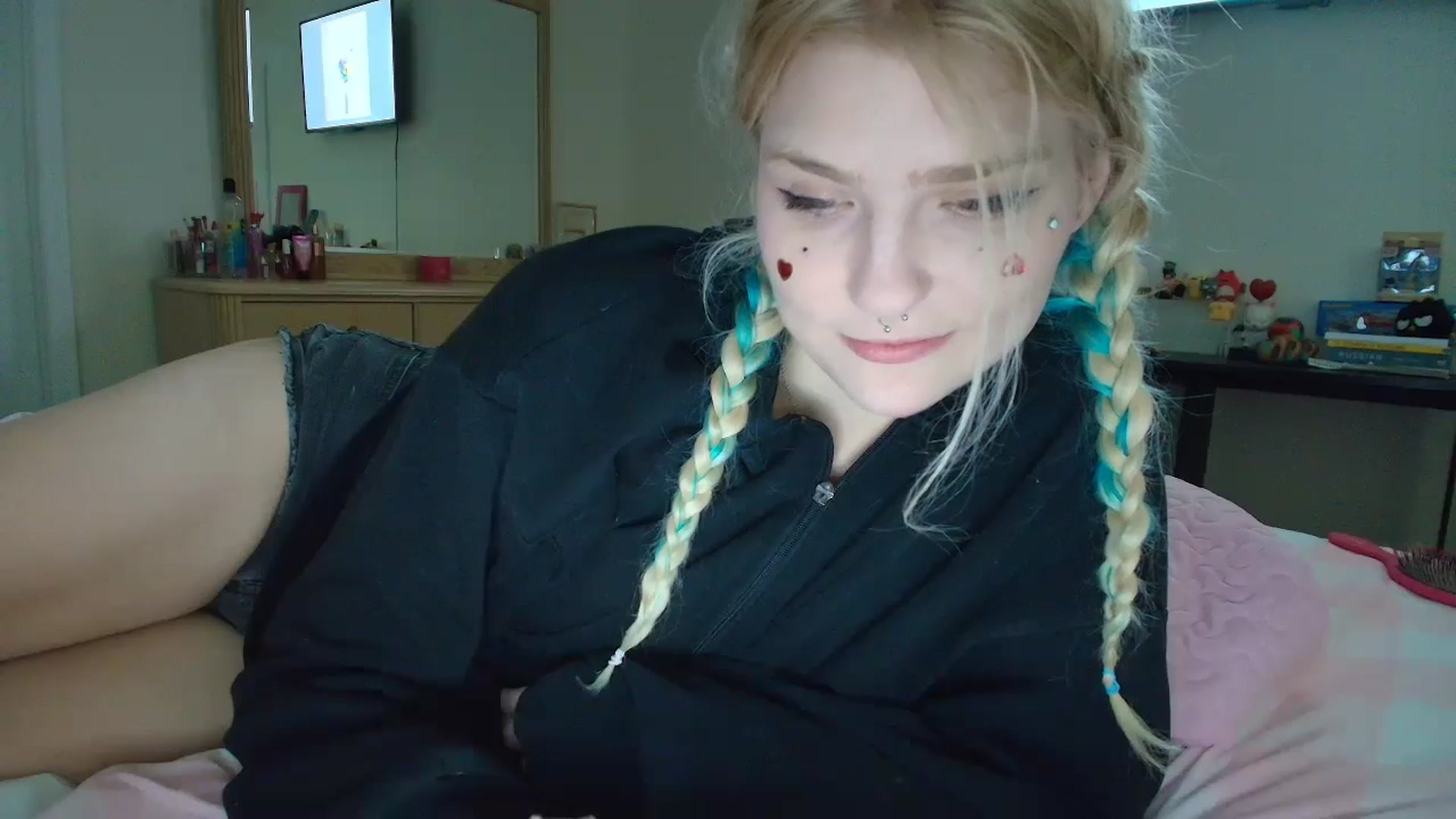 Gallery image thumbnail from DuckChan0's myfreecams stream on, 06/10/2025, 16:23 image 16 of 20