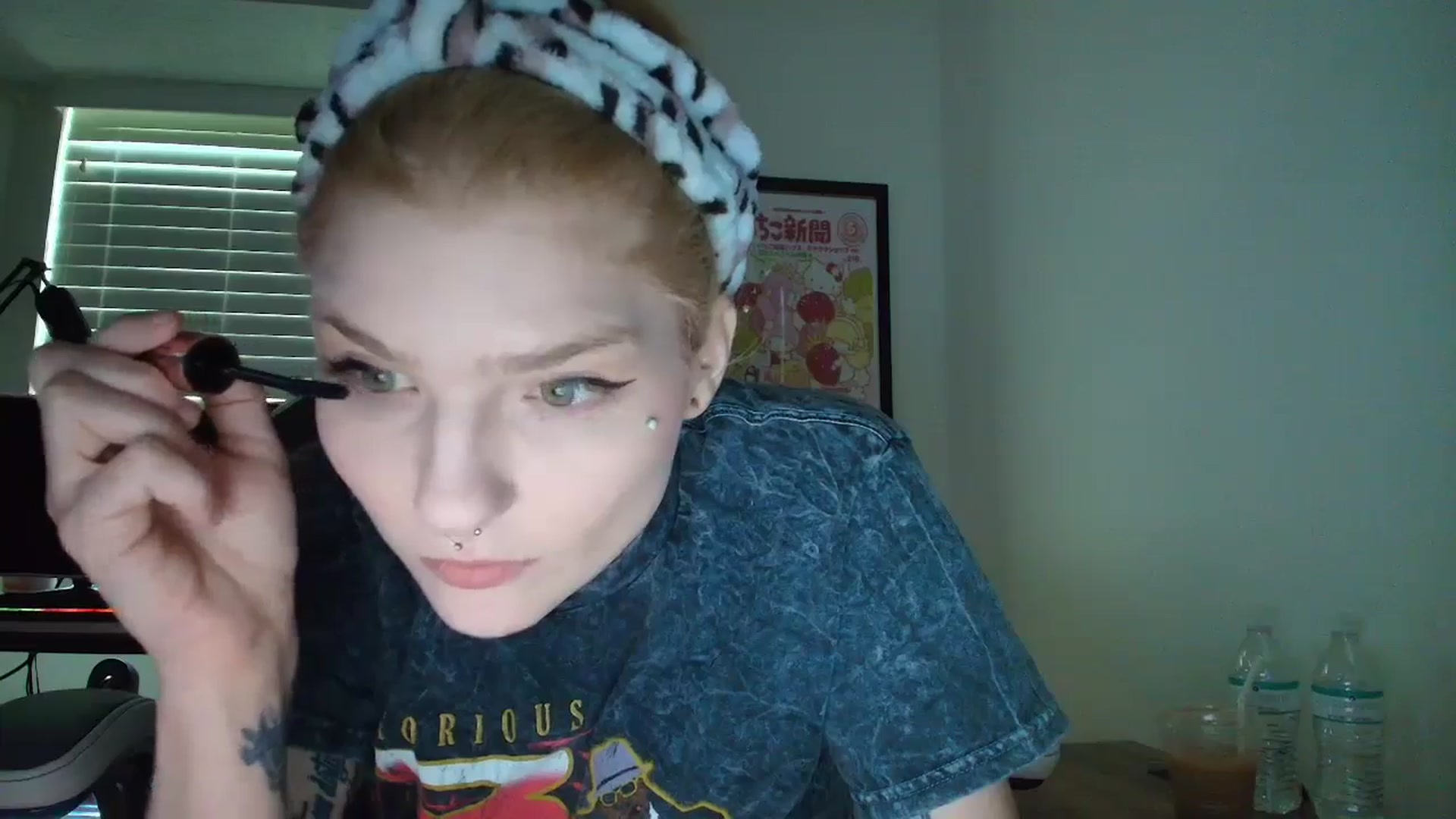 Gallery image thumbnail from DuckChan0's myfreecams stream on, 06/11/2025, 13:54 image 4 of 20