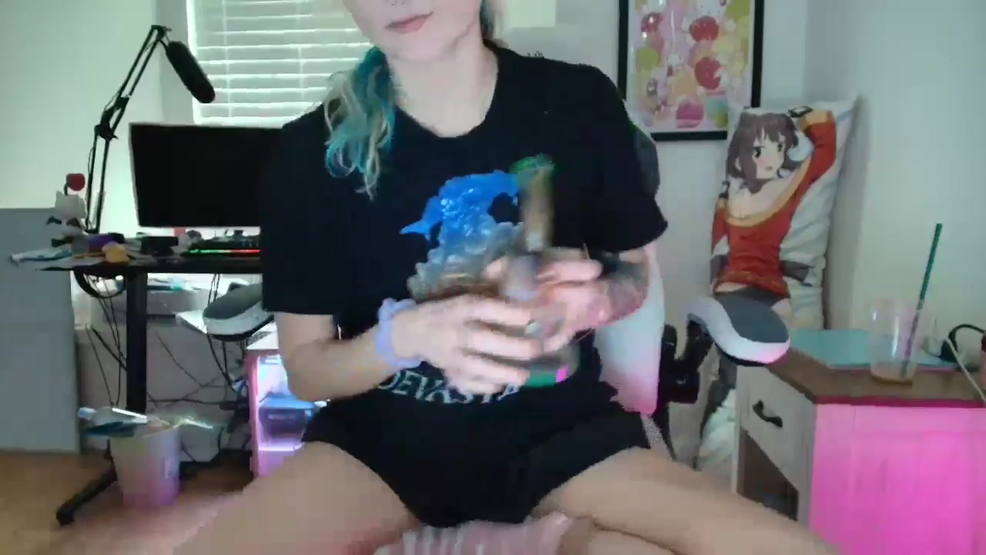 Gallery image thumbnail from DuckChan0's myfreecams stream on, 07/02/2025, 14:34 image 6 of 20