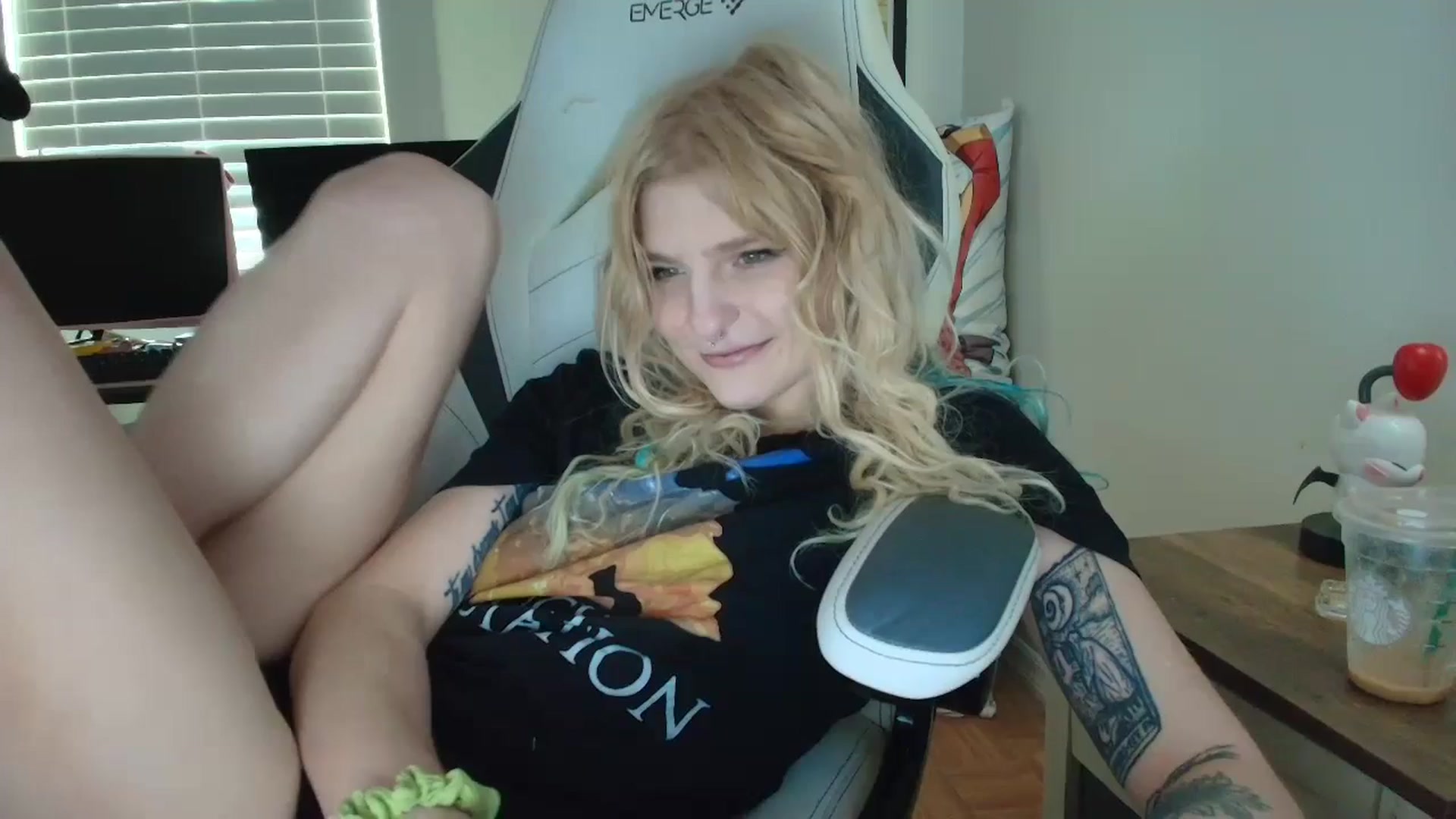 Gallery image thumbnail from DuckChan0's myfreecams stream on, 07/07/2025, 13:42 image 11 of 20