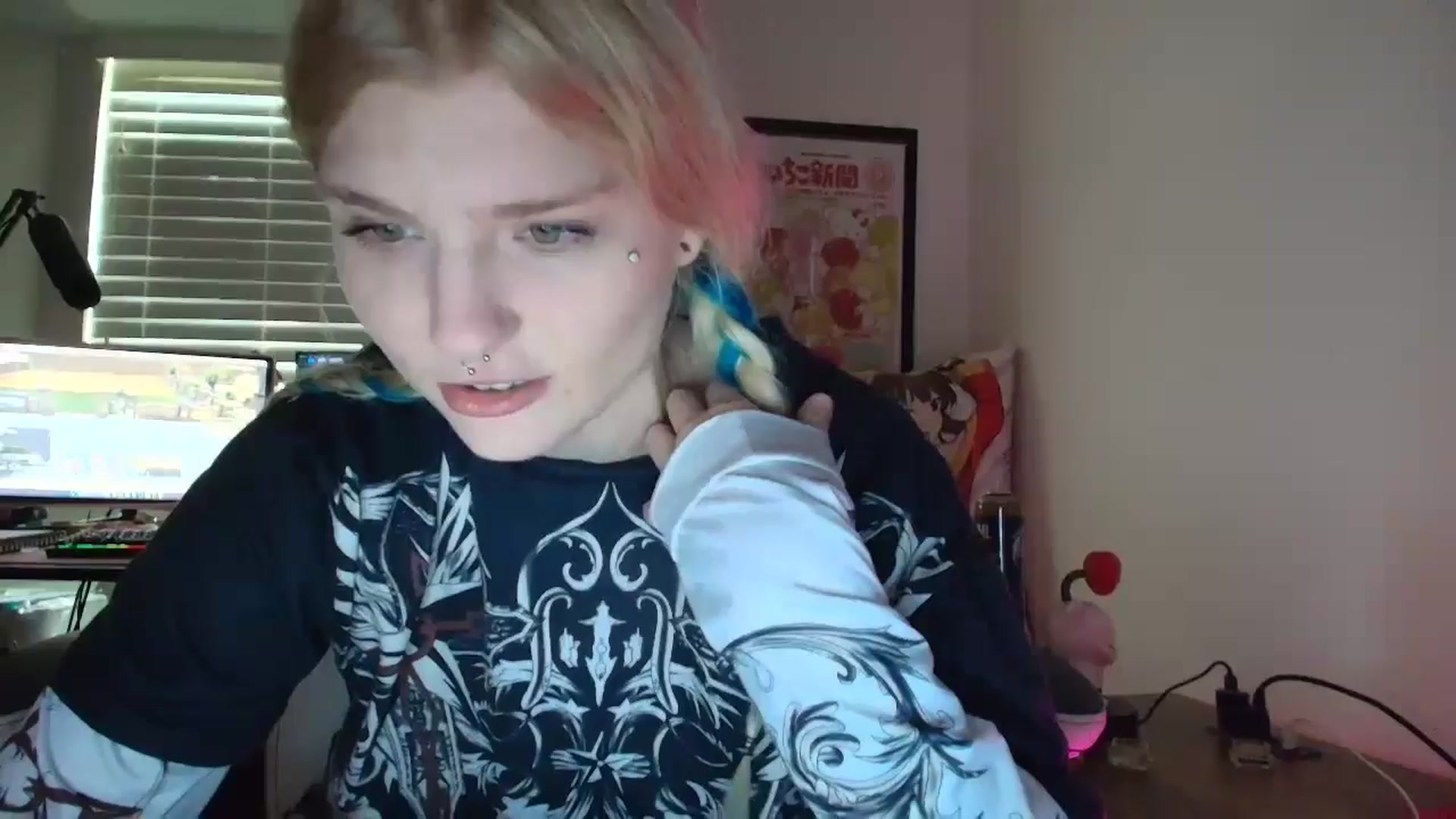 Gallery image thumbnail from DuckChan0's myfreecams stream on, 07/08/2025, 13:35 image 5 of 20
