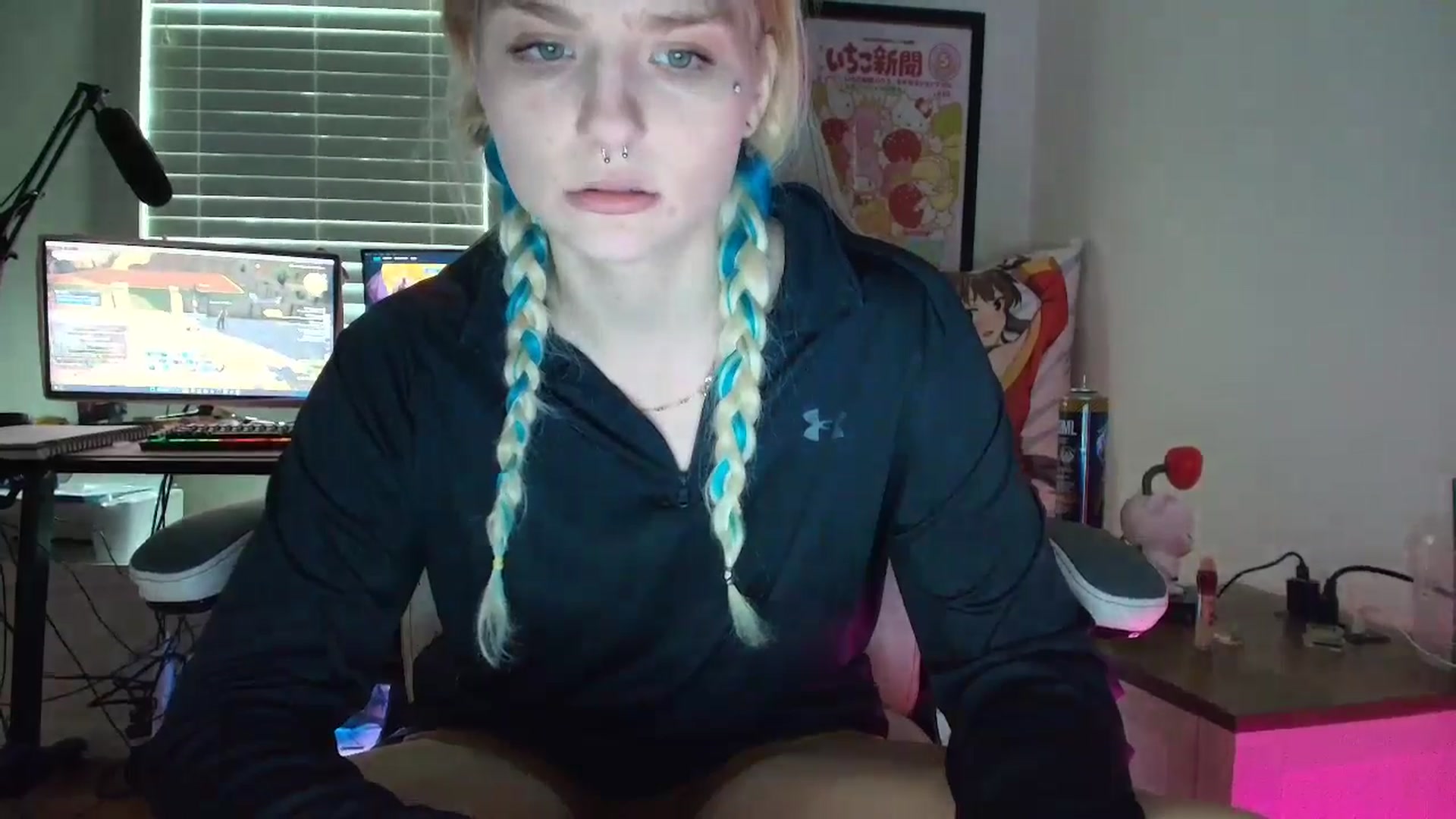 Gallery image thumbnail from DuckChan0's myfreecams stream on, 07/08/2025, 14:04 image 12 of 20