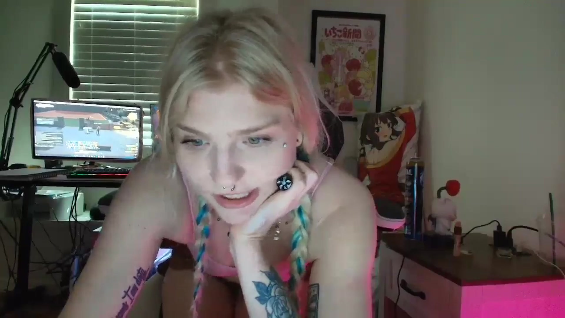 Gallery image thumbnail from DuckChan0's myfreecams stream on, 07/08/2025, 14:04 image 20 of 20