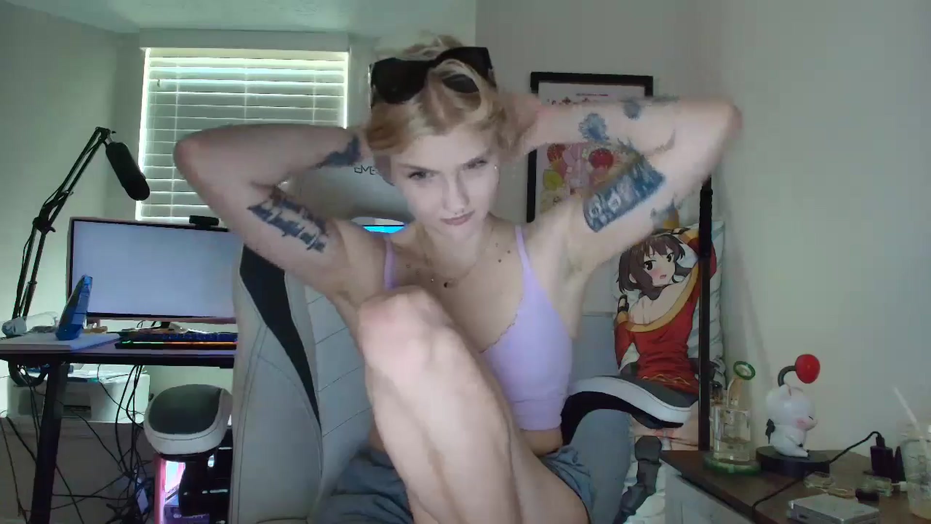 Gallery image thumbnail from DuckChan0's myfreecams stream on, 07/09/2025, 14:18 image 6 of 20