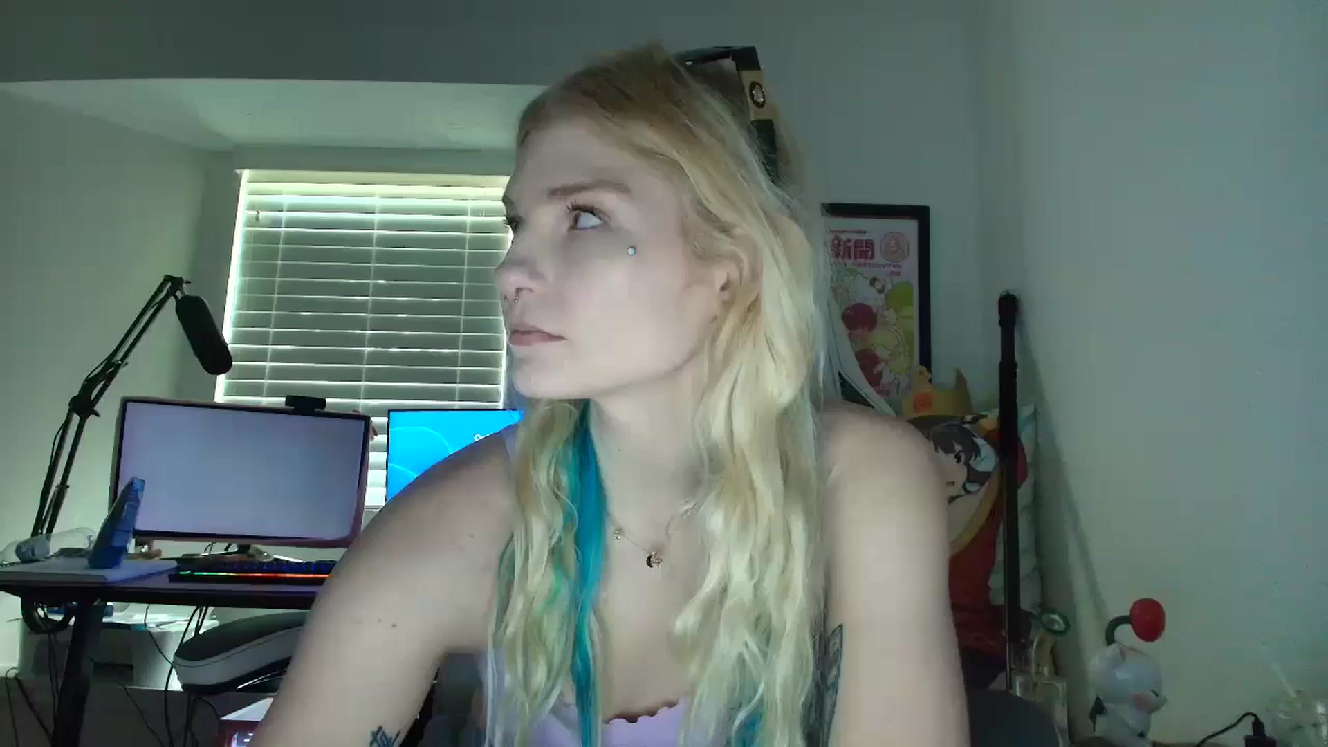 Gallery image thumbnail from DuckChan0's myfreecams stream on, 07/09/2025, 14:18 image 1 of 20