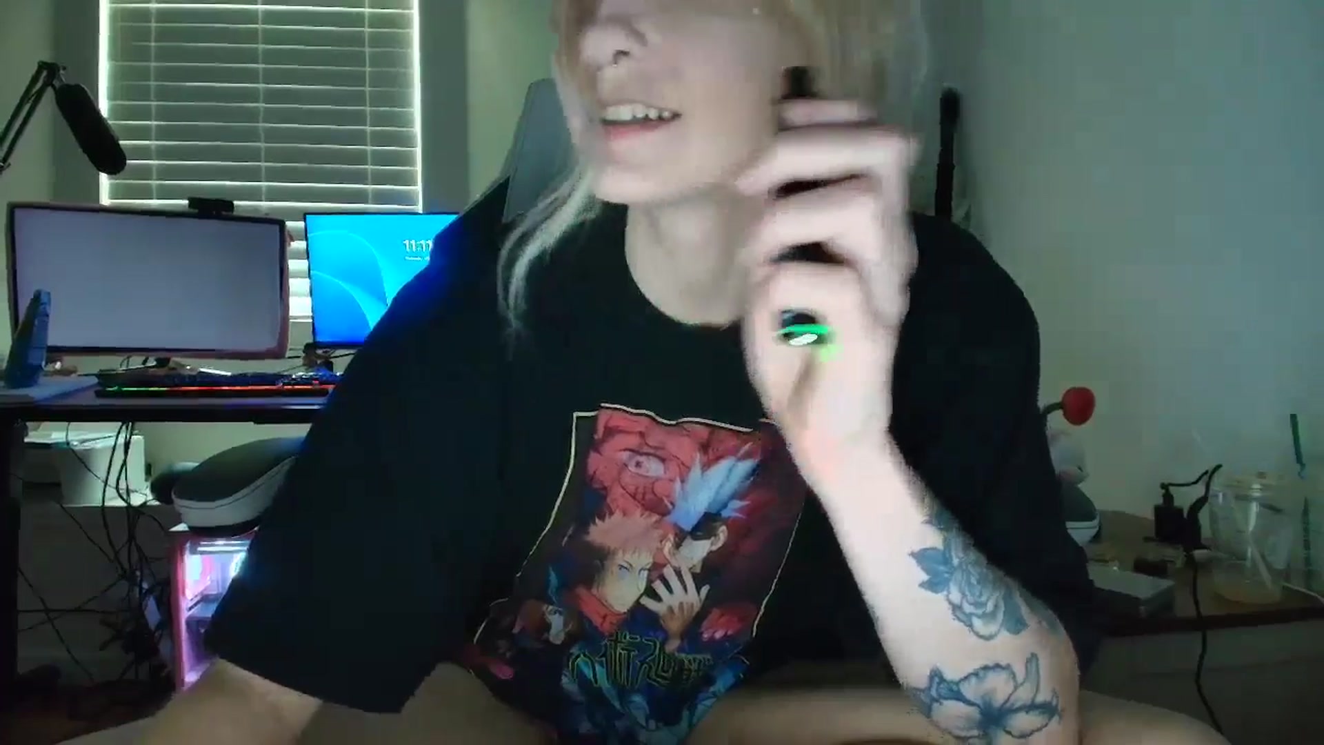 Gallery image thumbnail from DuckChan0's myfreecams stream on, 07/09/2025, 15:55 image 7 of 20