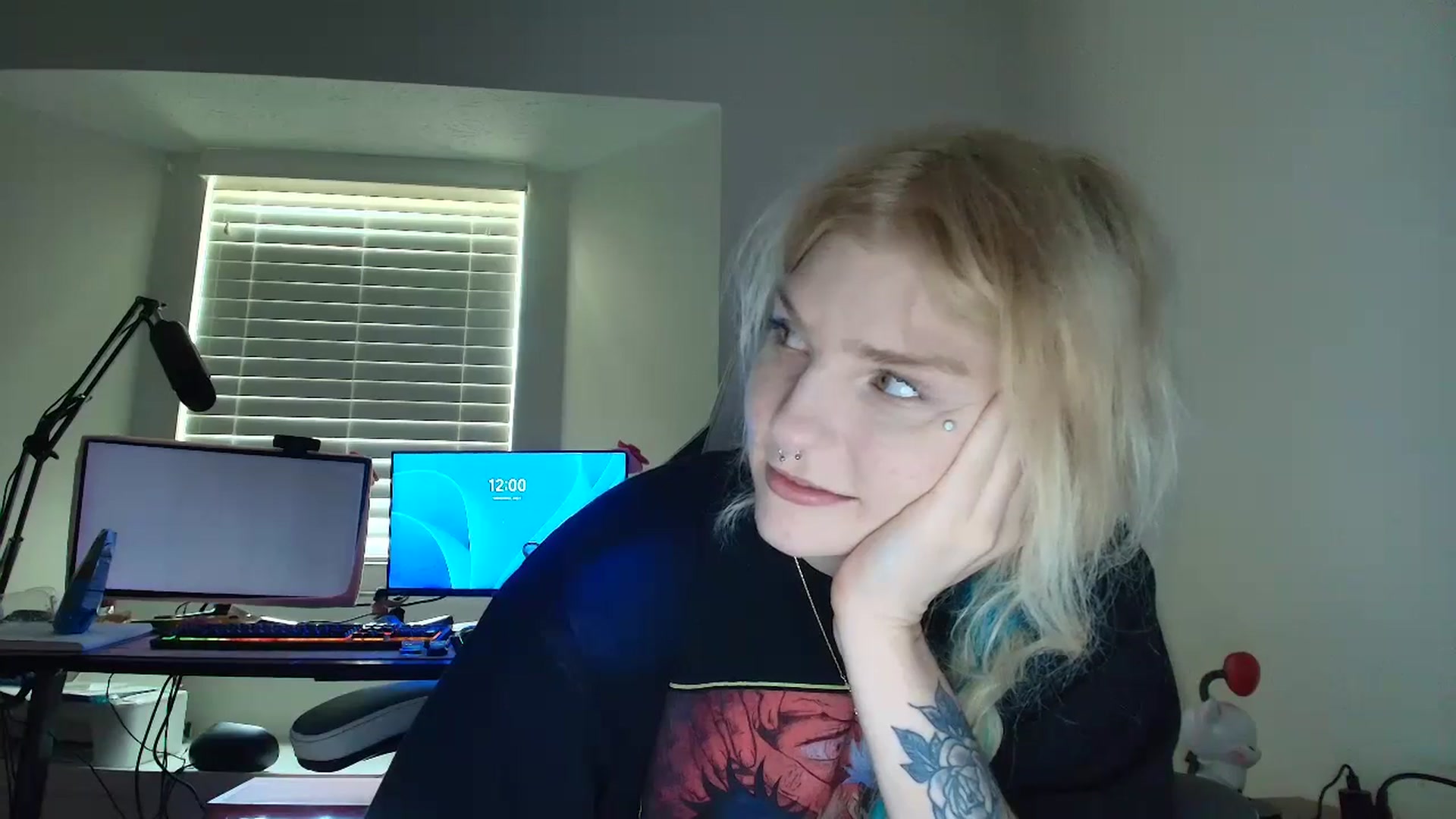 Gallery image thumbnail from DuckChan0's myfreecams stream on, 07/09/2025, 16:11 image 6 of 20