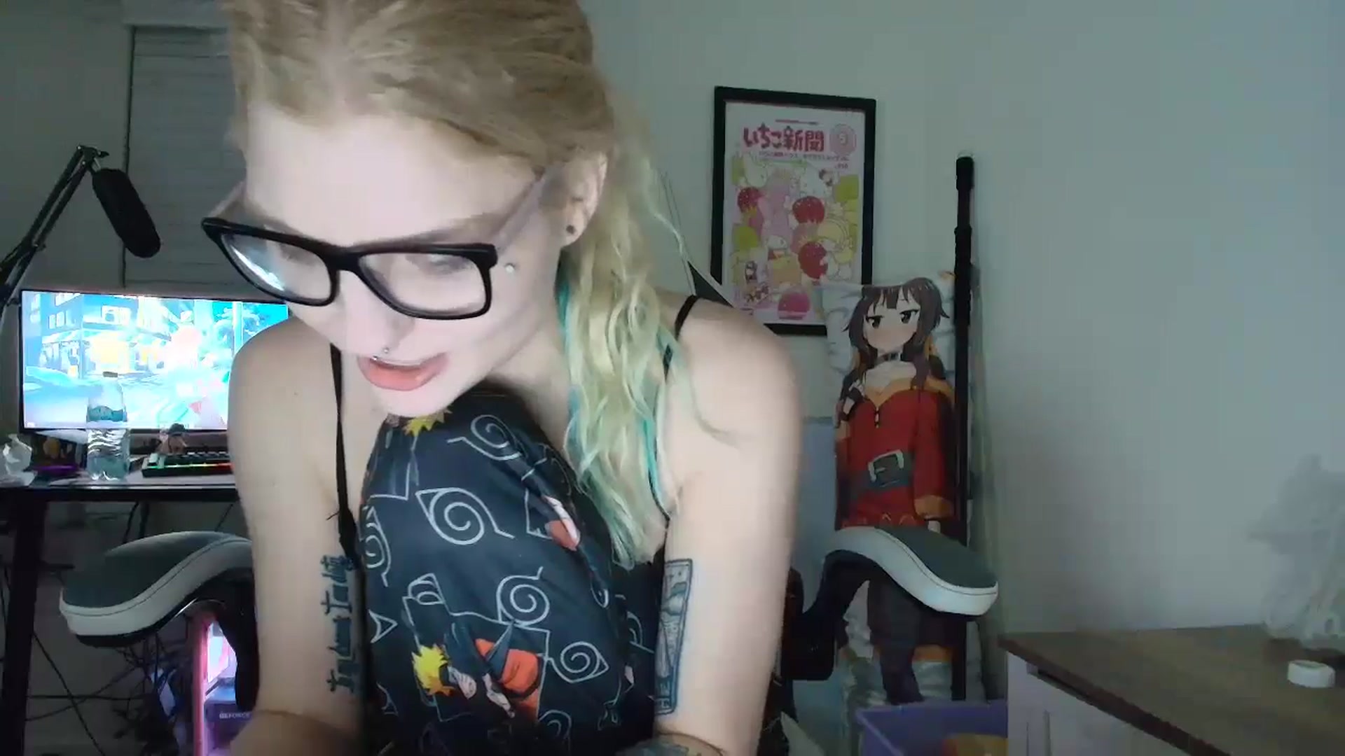 Gallery image thumbnail from DuckChan0's myfreecams stream on, 07/14/2025, 01:05 image 10 of 20