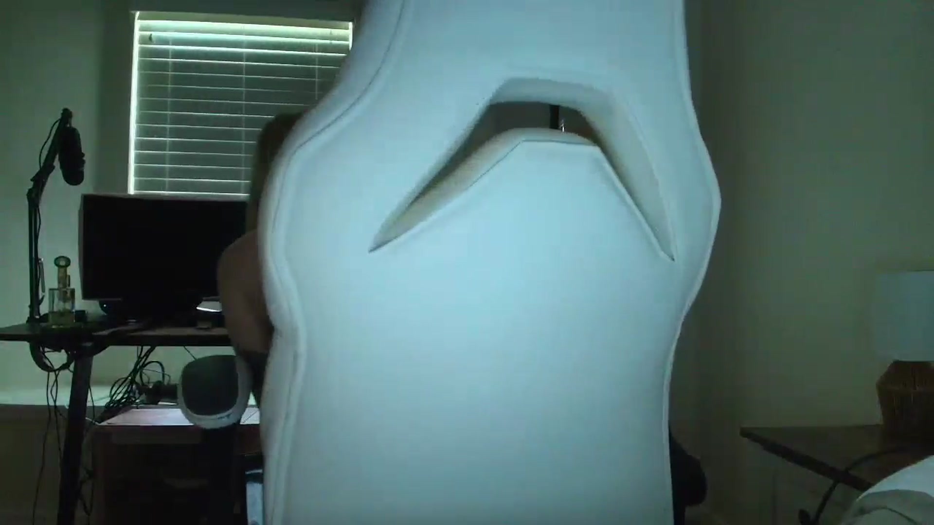 Gallery image thumbnail from DuckChan0's myfreecams stream on, 07/20/2025, 21:18 image 7 of 20