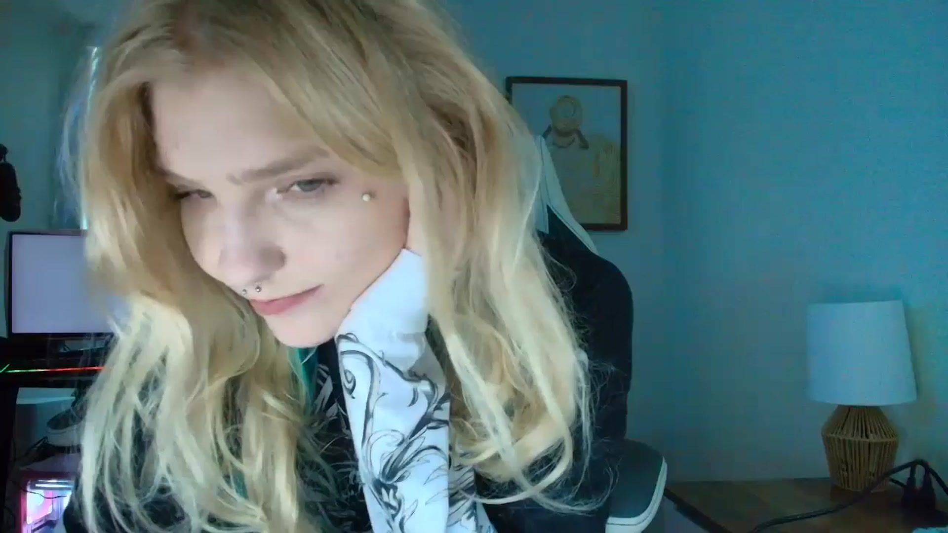 Gallery image thumbnail from DuckChan0's myfreecams stream on, 07/21/2025, 21:44 image 1 of 20