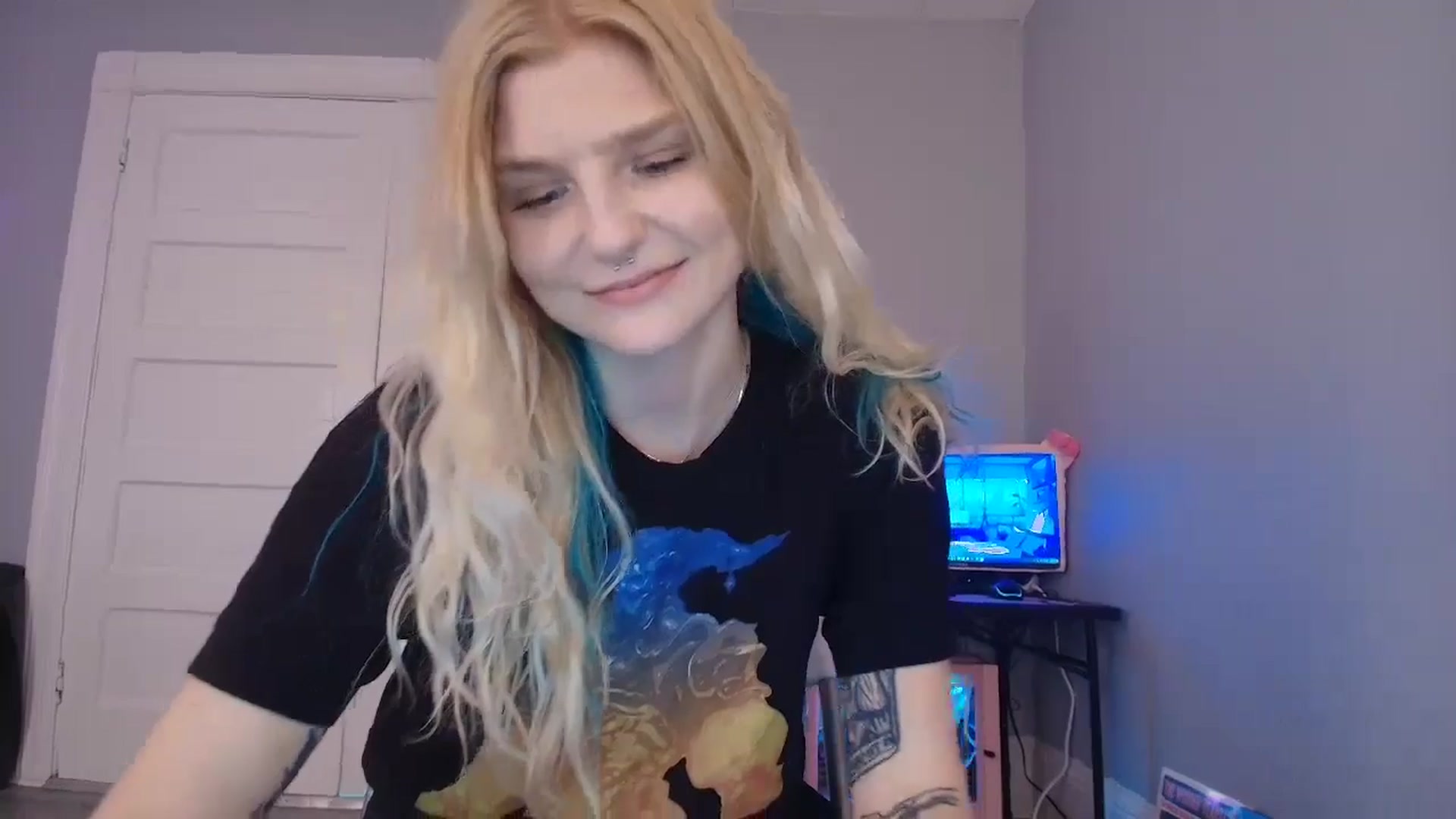 Gallery image thumbnail from DuckChan0's myfreecams stream on, 08/05/2025, 17:35 image 20 of 20