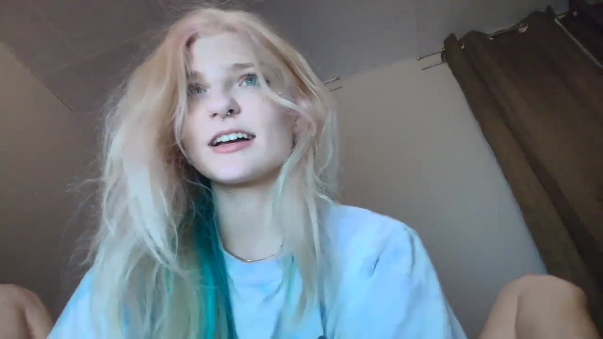 Gallery image thumbnail from DuckChan0's myfreecams stream on, 08/14/2025, 02:47 image 8 of 20