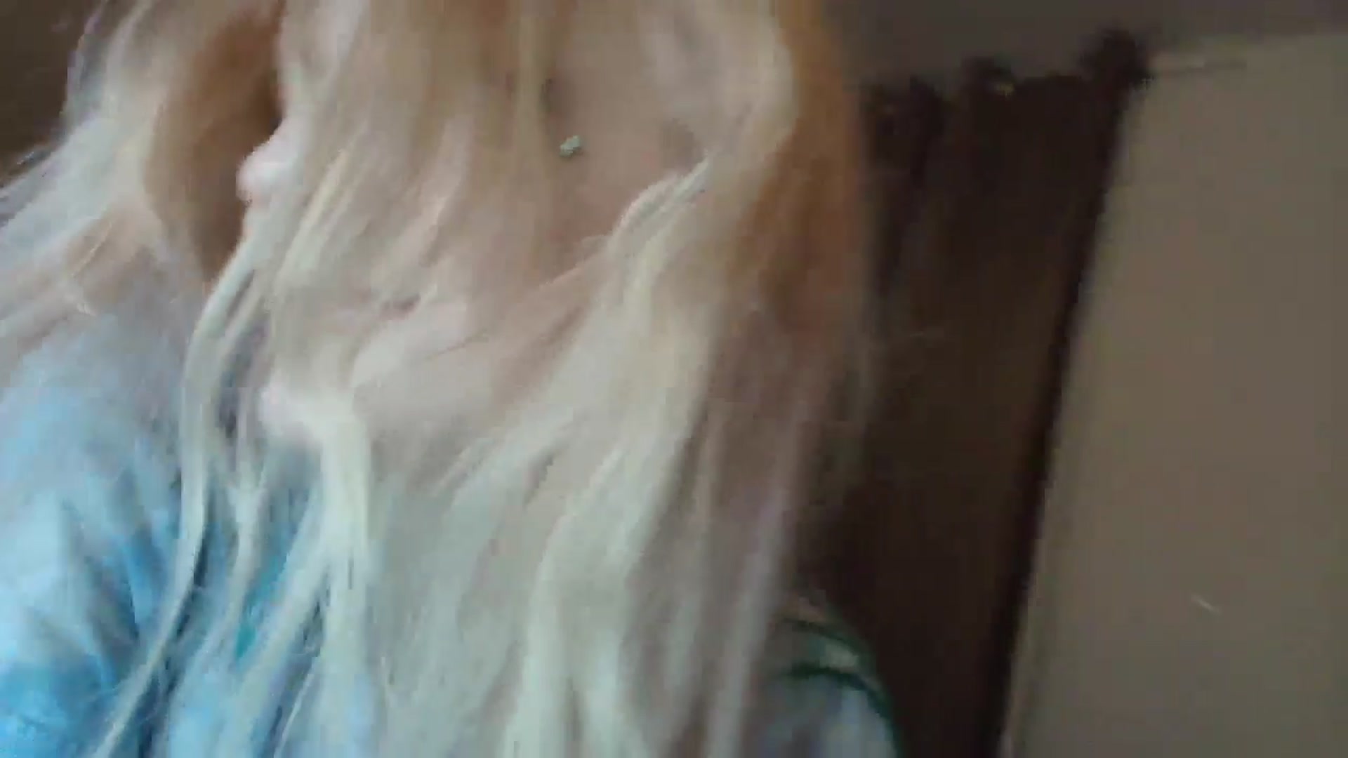 Gallery image thumbnail from DuckChan0's myfreecams stream on, 08/14/2025, 02:47 image 15 of 20