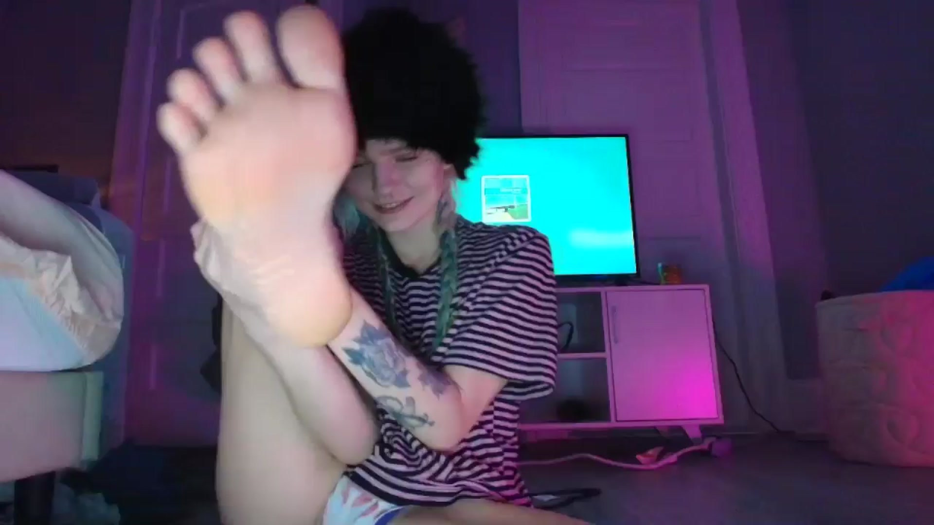 Gallery image thumbnail from DuckChan0's myfreecams stream on, 08/26/2025, 24:32 image 6 of 20