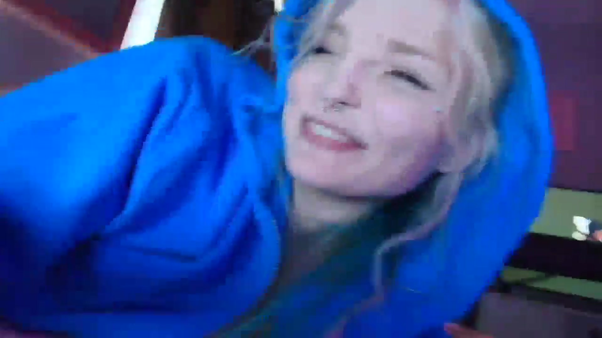 Gallery image thumbnail from DuckChan0's myfreecams stream on, 08/28/2025, 19:25 image 18 of 20