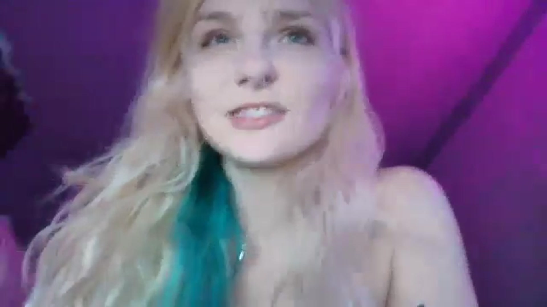 Gallery image thumbnail from DuckChan0's myfreecams stream on, 08/30/2025, 23:17 image 20 of 20
