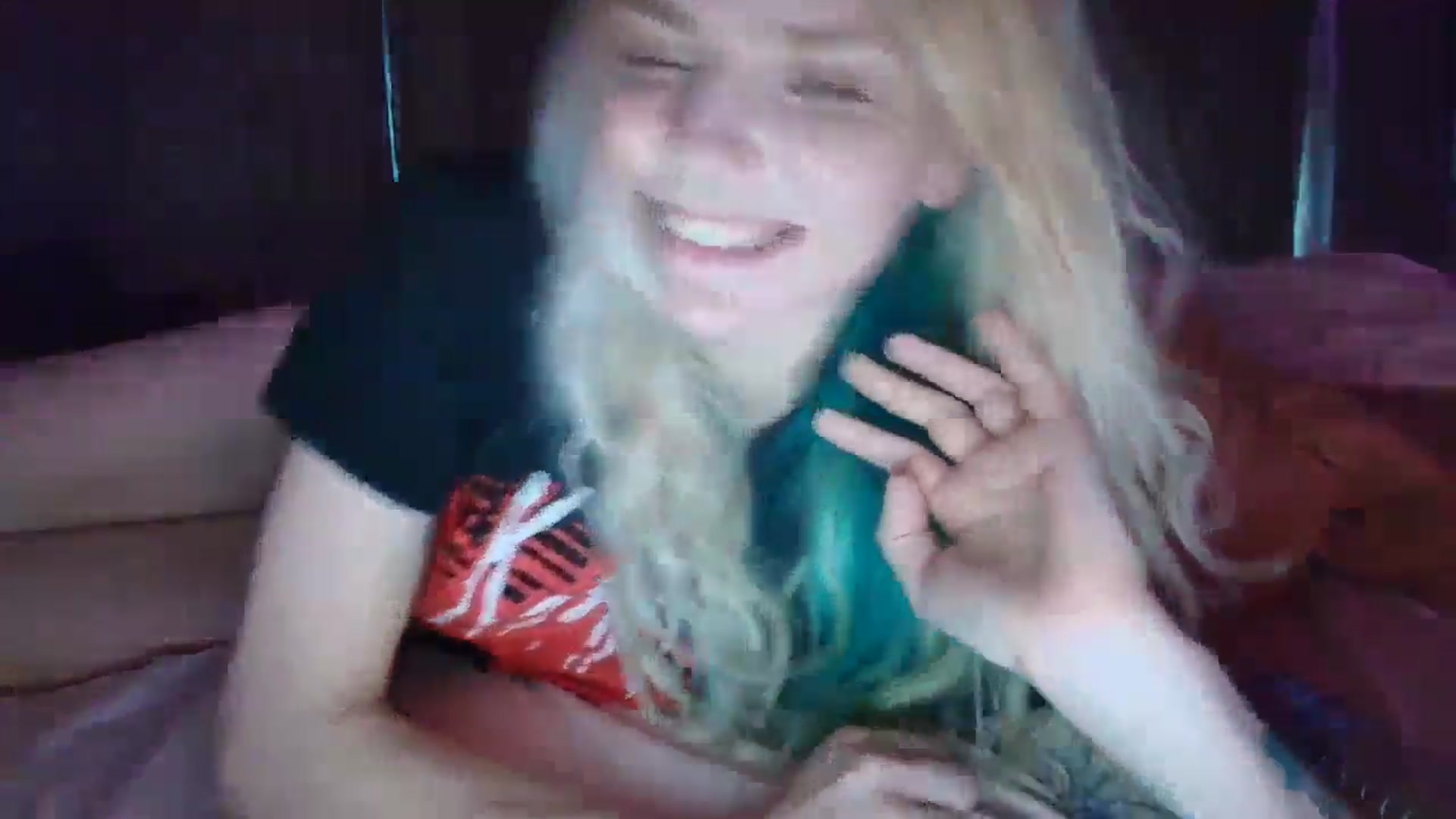 Gallery image thumbnail from DuckChan0's myfreecams stream on, 08/31/2025, 22:34 image 20 of 20