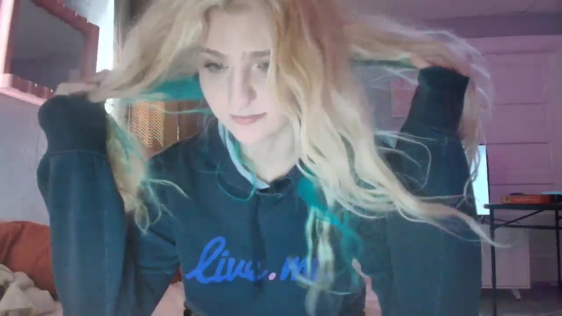 Gallery image thumbnail from DuckChan0's myfreecams stream on, 09/03/2025, 15:33 image 5 of 20