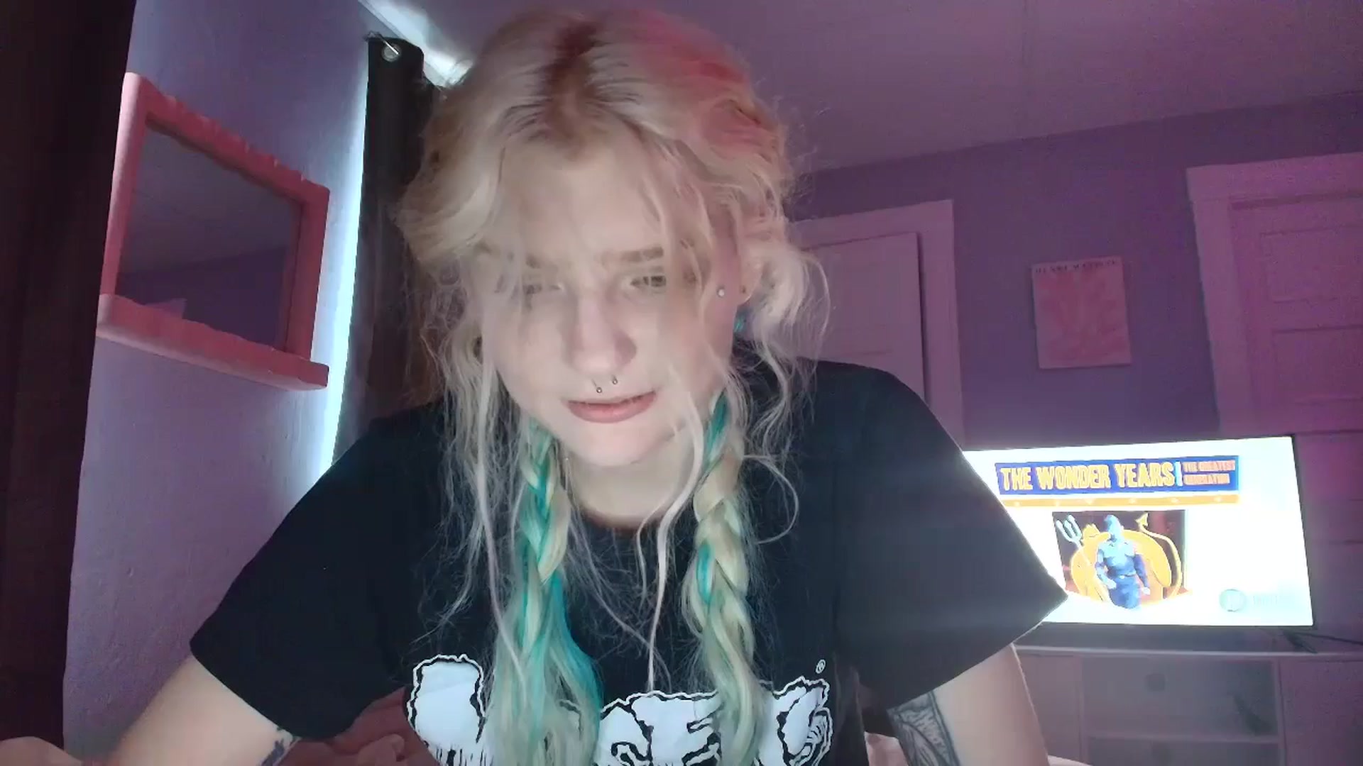 Gallery image thumbnail from DuckChan0's myfreecams stream on, 09/04/2025, 16:55 image 1 of 20