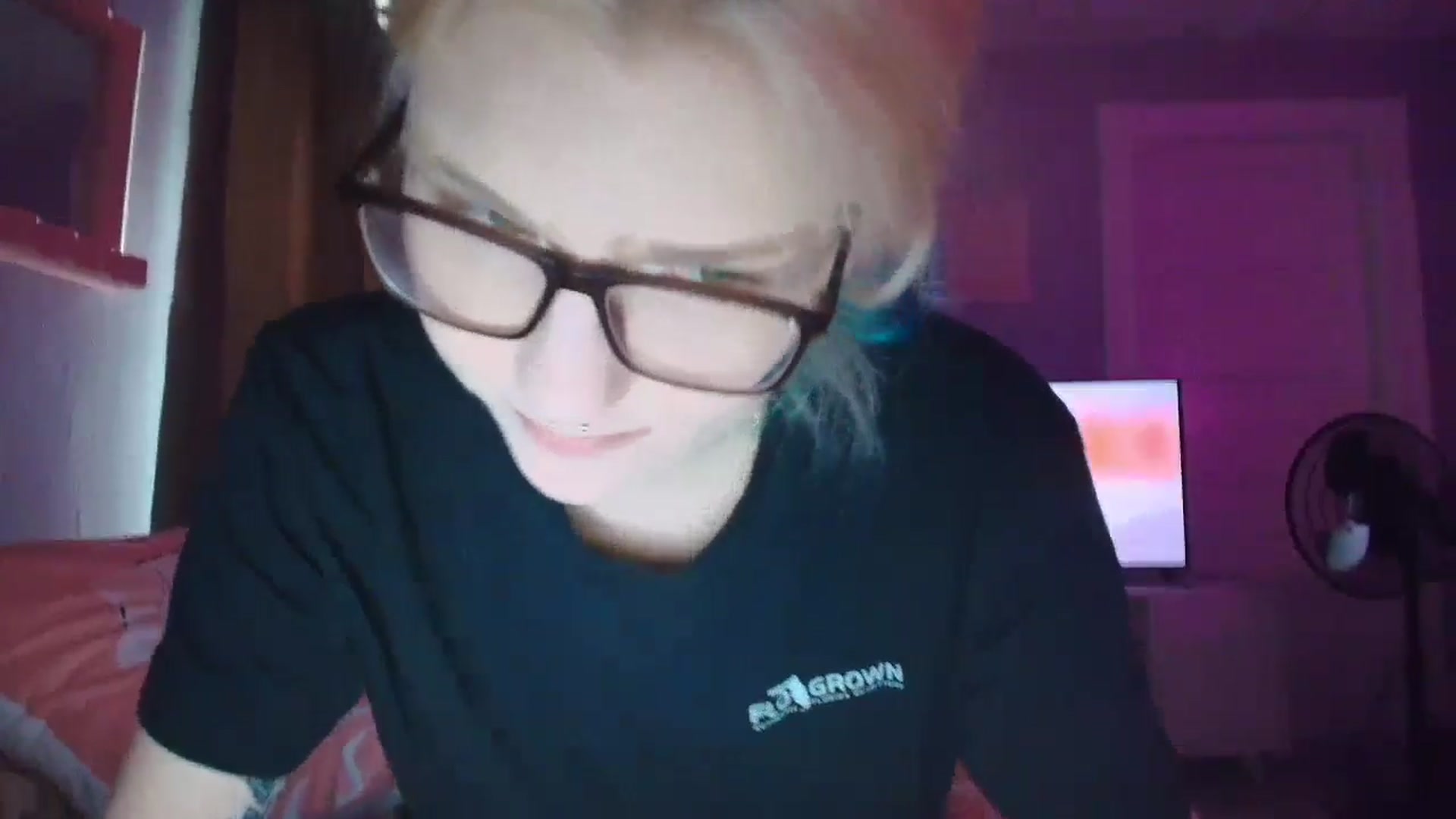 Gallery image thumbnail from DuckChan0's myfreecams stream on, 09/05/2025, 15:13 image 9 of 20