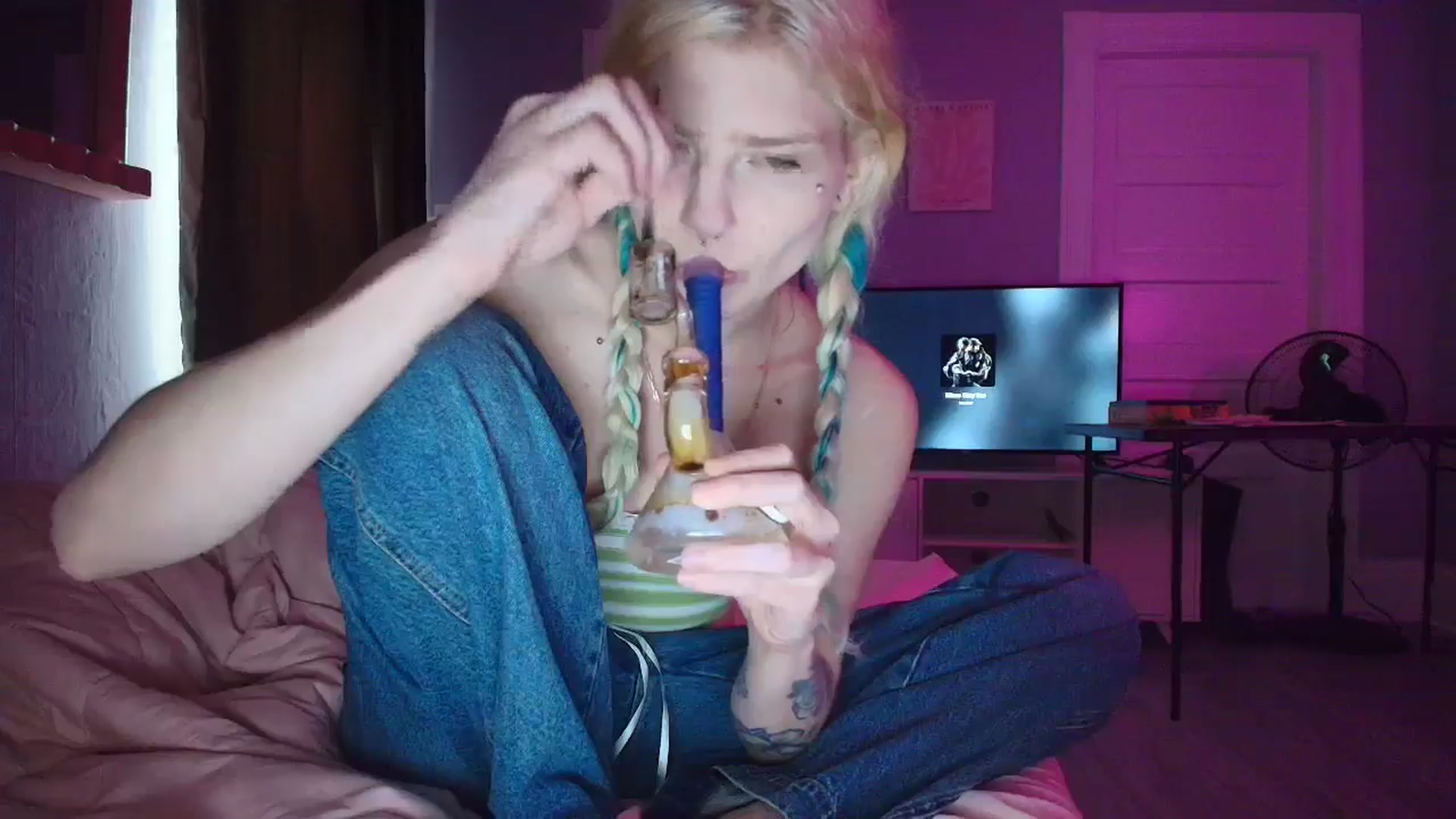 Gallery image thumbnail from DuckChan0's myfreecams stream on, 09/07/2025, 15:00 image 19 of 20