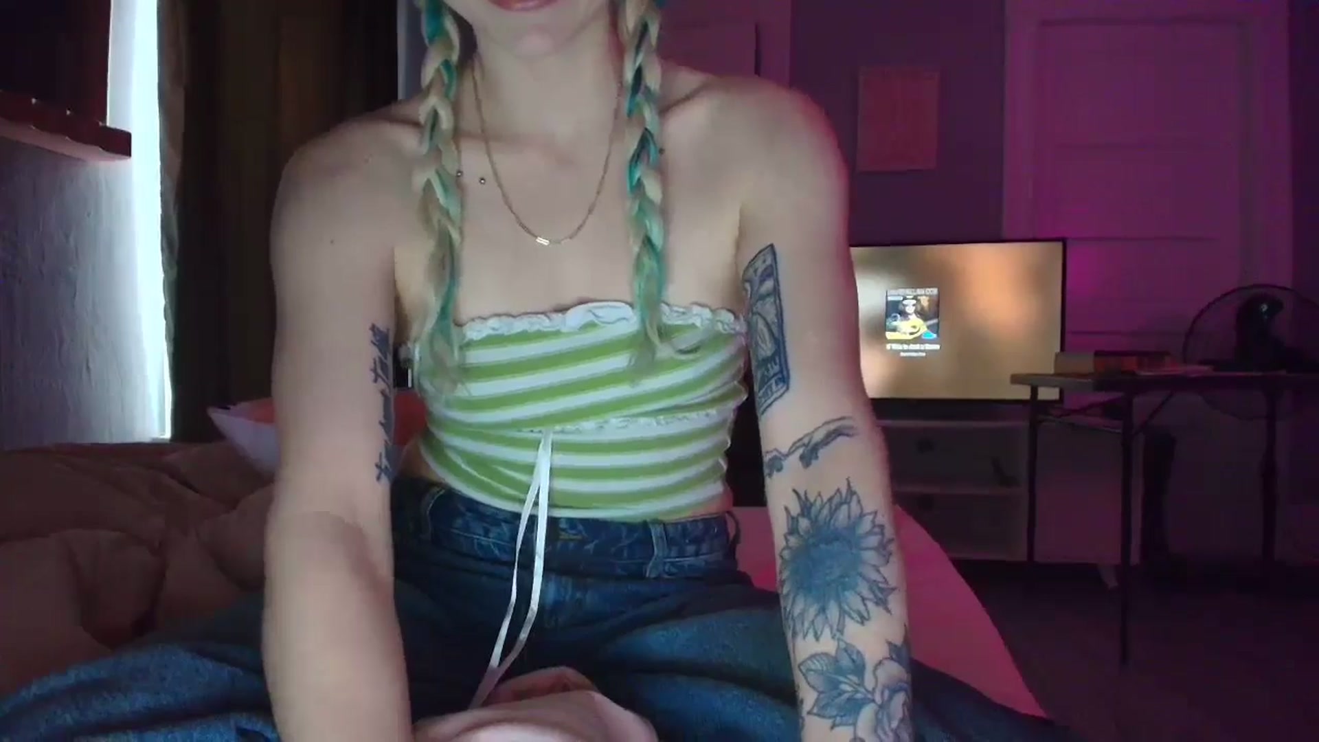 Gallery image thumbnail from DuckChan0's myfreecams stream on, 09/07/2025, 16:22 image 3 of 20