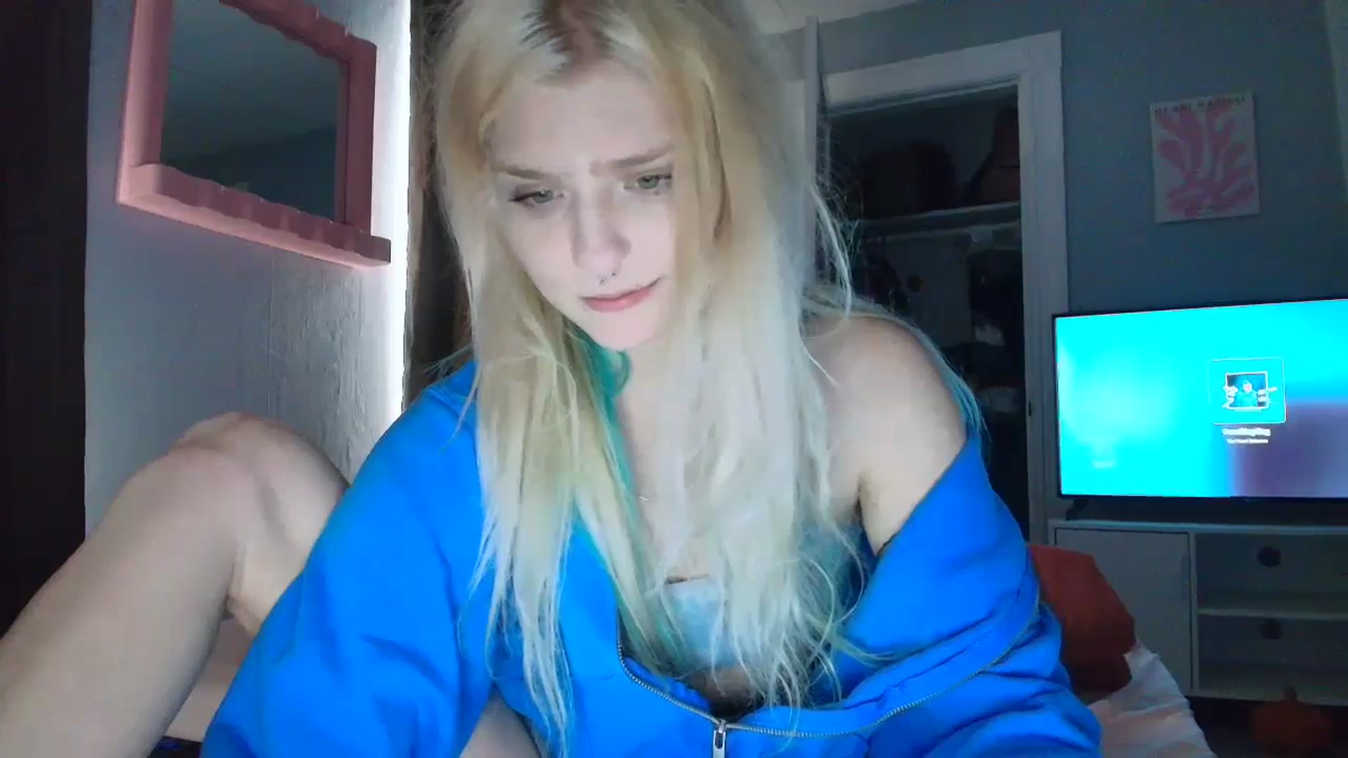 Gallery image thumbnail from DuckChan0's myfreecams stream on, 09/08/2025, 16:10 image 19 of 20