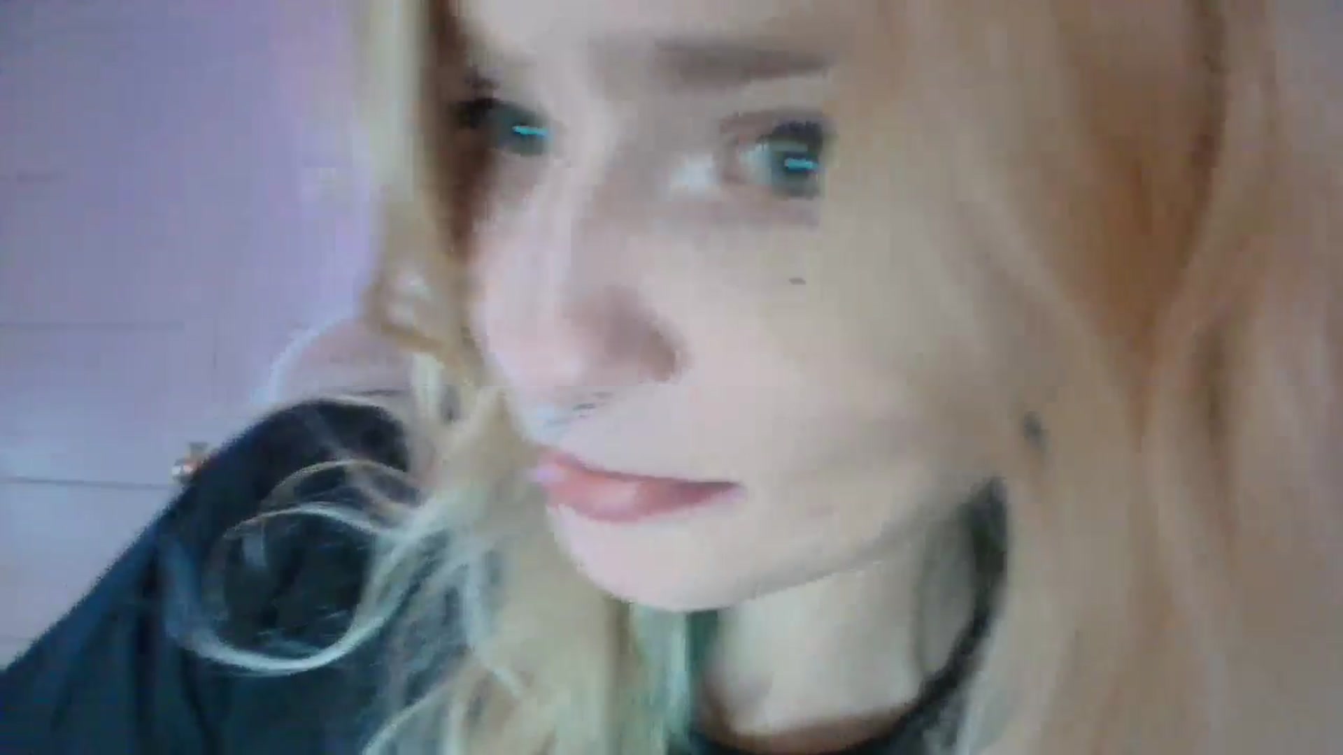 Gallery image thumbnail from DuckChan0's myfreecams stream on, 09/10/2025, 15:26 image 15 of 20