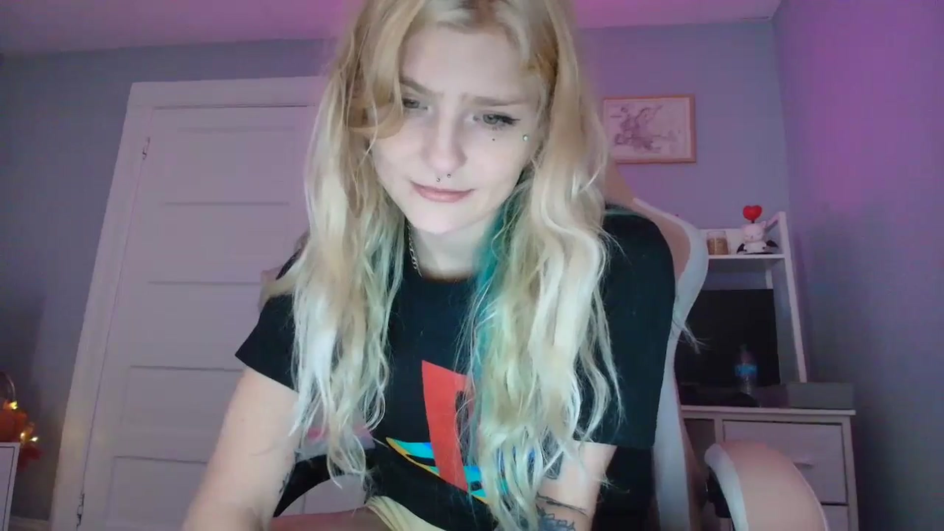 Gallery image thumbnail from DuckChan0's myfreecams stream on, 09/10/2025, 15:26 image 5 of 20