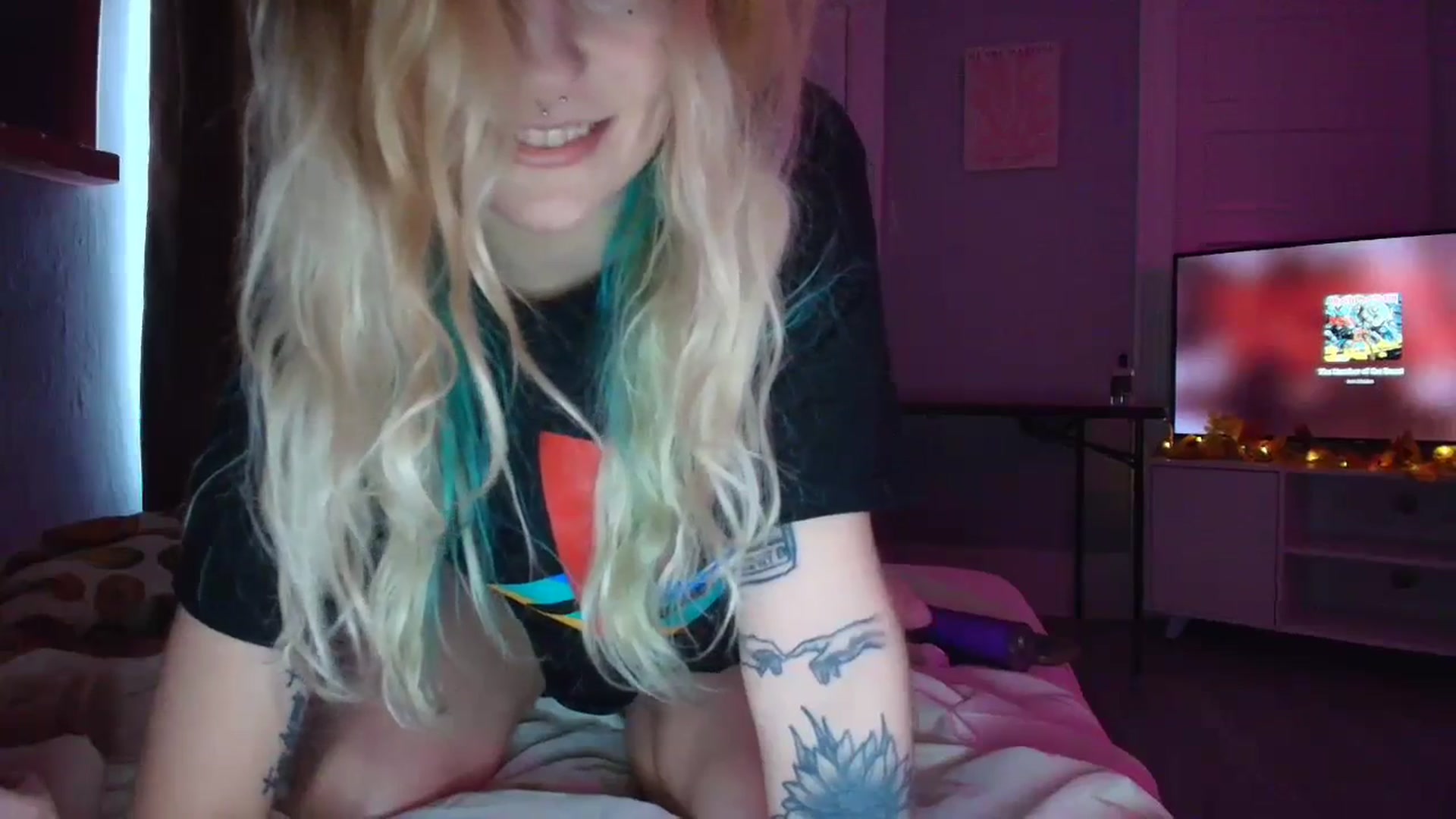 Gallery image thumbnail from DuckChan0's myfreecams stream on, 09/10/2025, 16:54 image 16 of 20