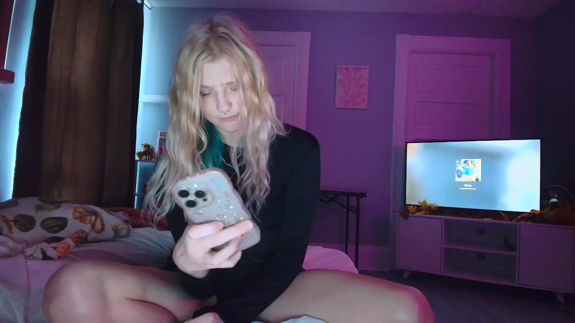 Gallery image thumbnail from DuckChan0's myfreecams stream on, 09/11/2025, 16:11 image 19 of 20