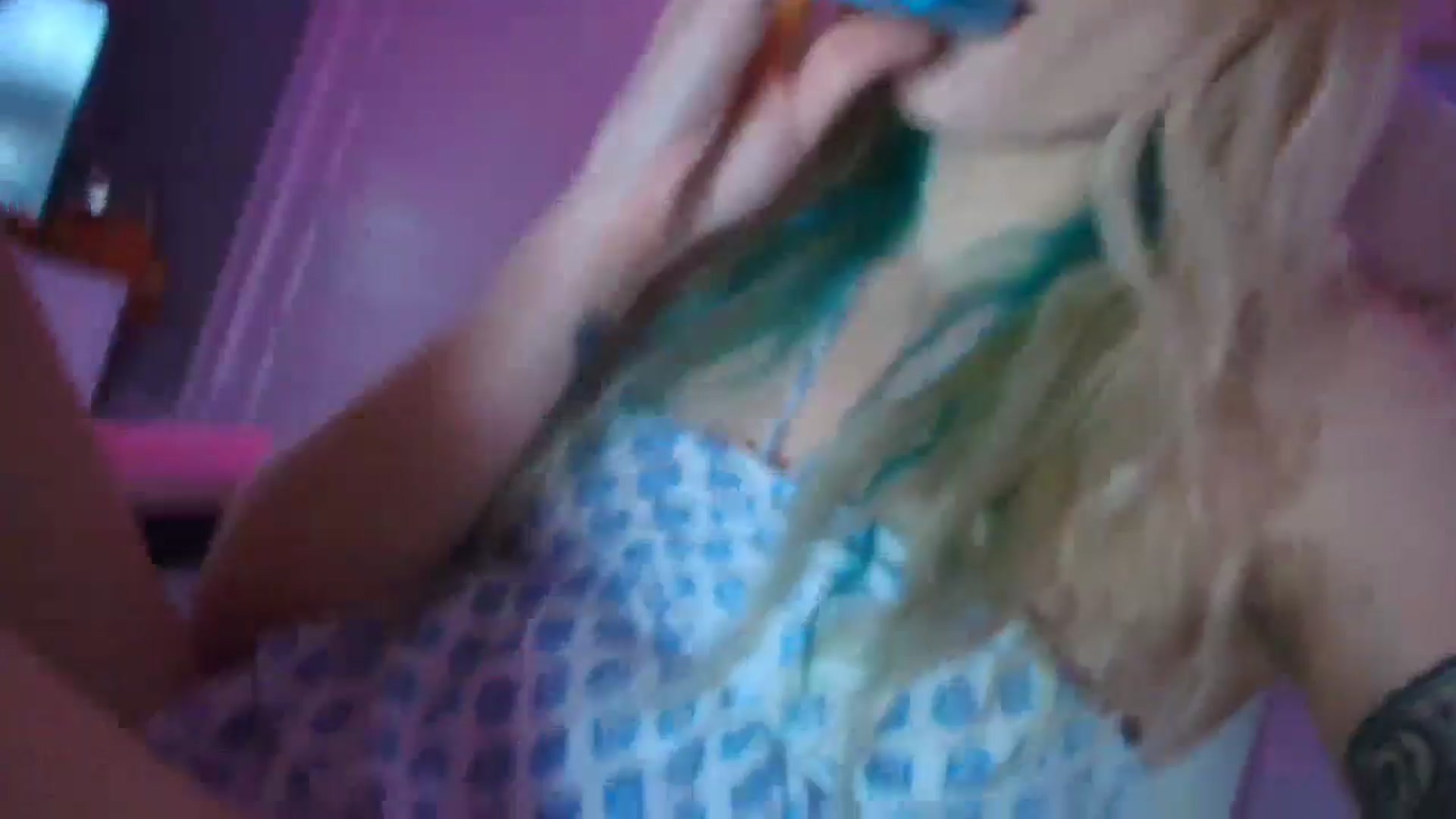 Gallery image thumbnail from DuckChan0's myfreecams stream on, 09/11/2025, 18:15 image 2 of 20