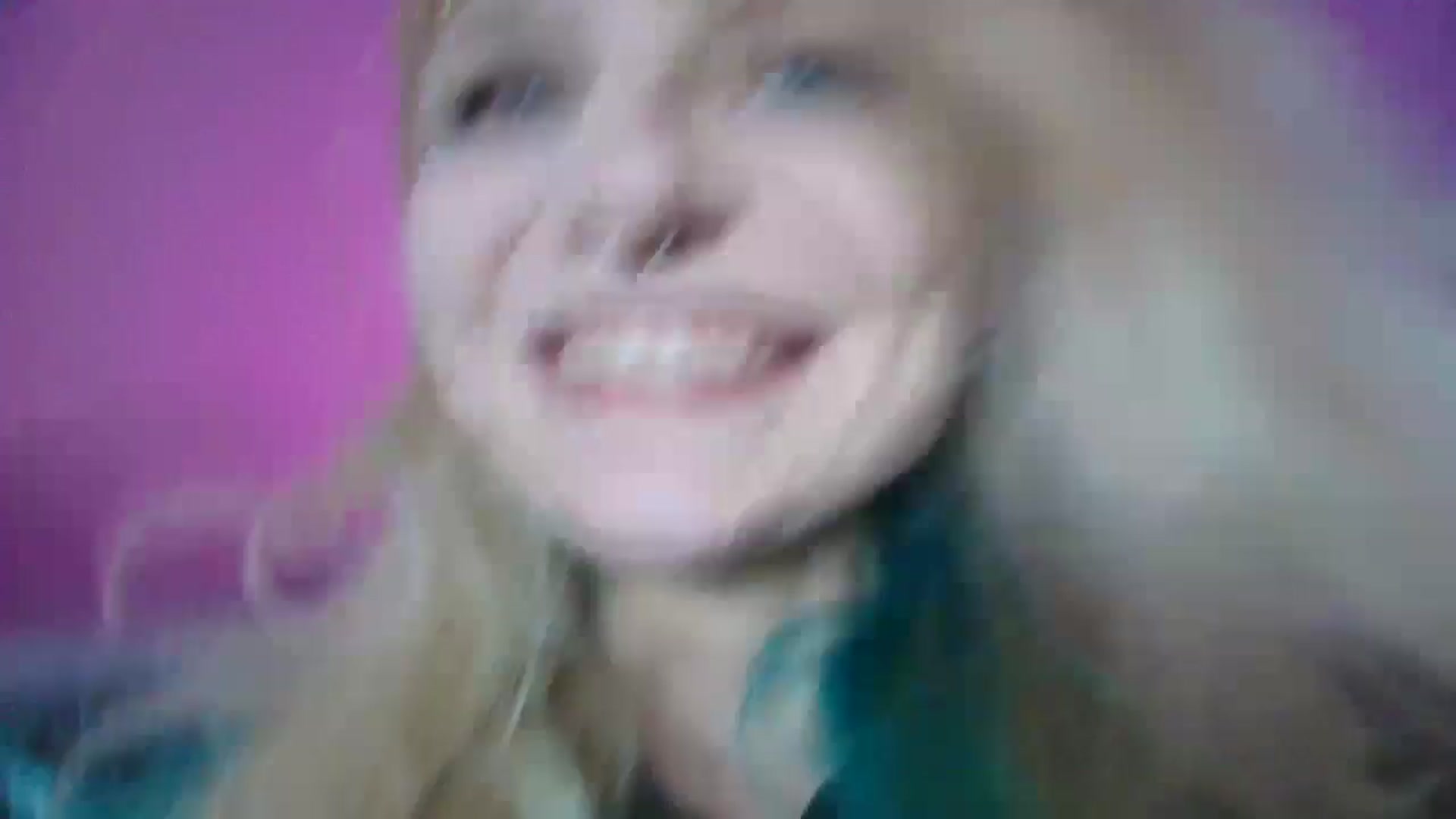 Gallery image thumbnail from DuckChan0's myfreecams stream on, 09/13/2025, 01:36 image 1 of 20