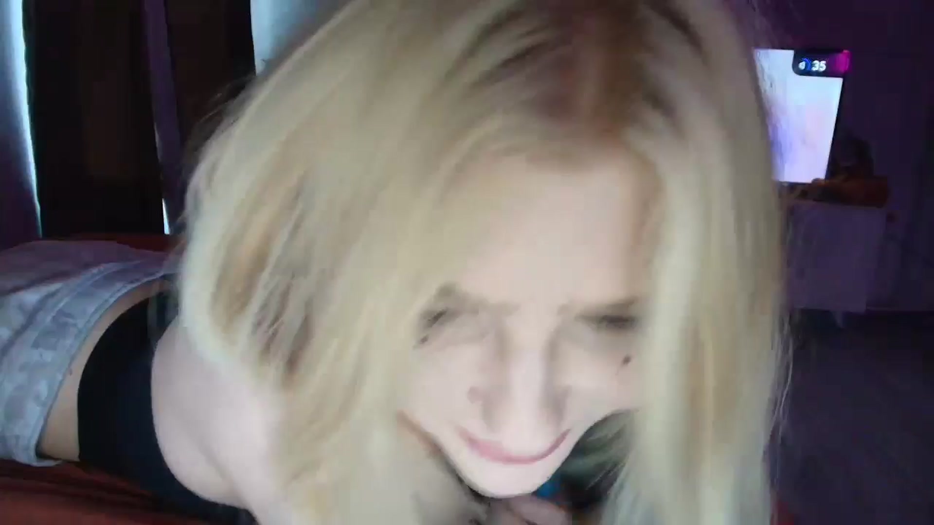 Gallery image thumbnail from DuckChan0's myfreecams stream on, 09/14/2025, 19:54 image 1 of 20