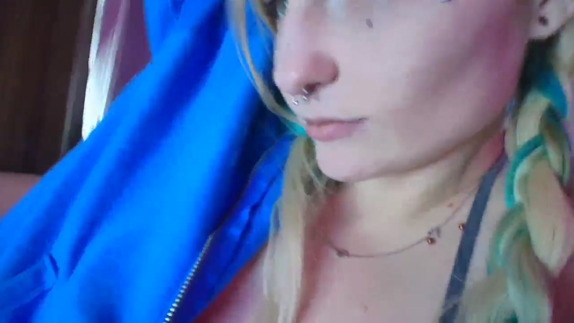Gallery image thumbnail from DuckChan0's myfreecams stream on, 09/22/2025, 16:55 image 10 of 20