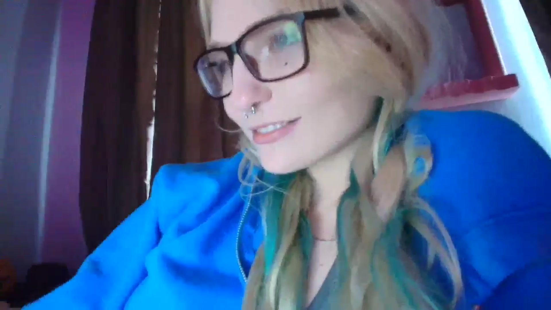 Gallery image thumbnail from DuckChan0's myfreecams stream on, 09/22/2025, 16:55 image 19 of 20