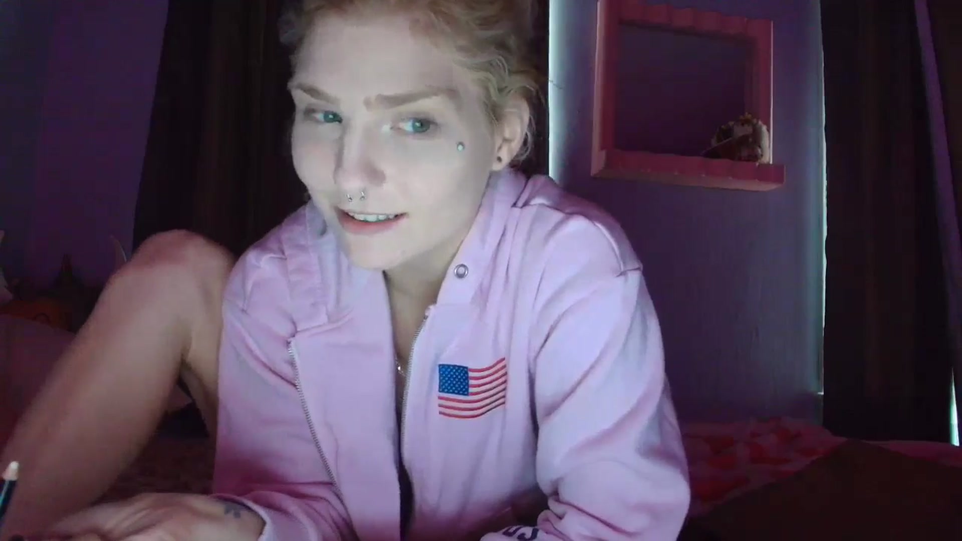 Gallery image thumbnail from DuckChan0's myfreecams stream on, 09/24/2025, 15:42 image 7 of 20