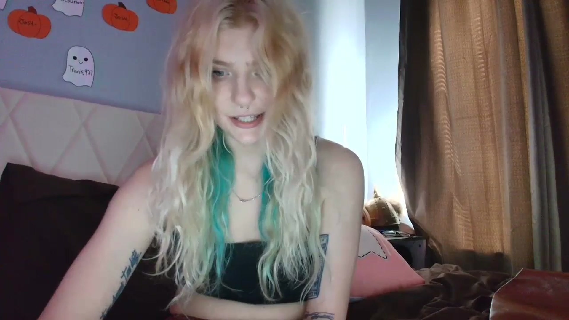 Gallery image thumbnail from DuckChan0's myfreecams stream on, 09/26/2025, 15:43 image 19 of 20