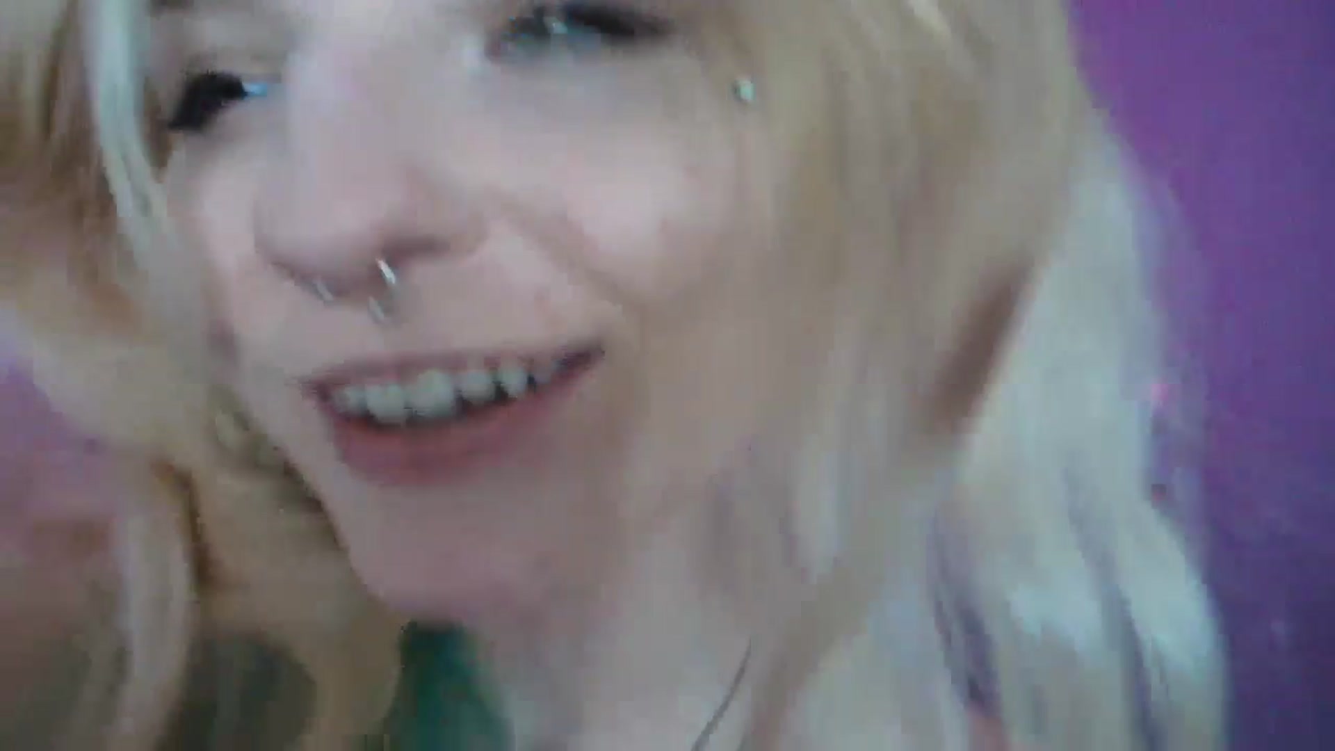 Gallery image thumbnail from DuckChan0's myfreecams stream on, 09/29/2025, 17:27 image 6 of 20