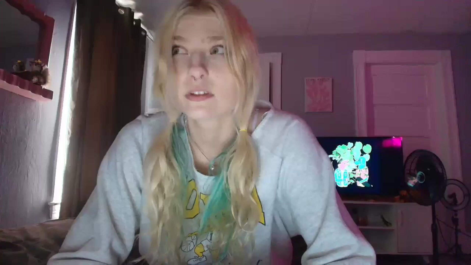 Gallery image thumbnail from DuckChan0's myfreecams stream on, 09/30/2025, 17:19 image 1 of 20